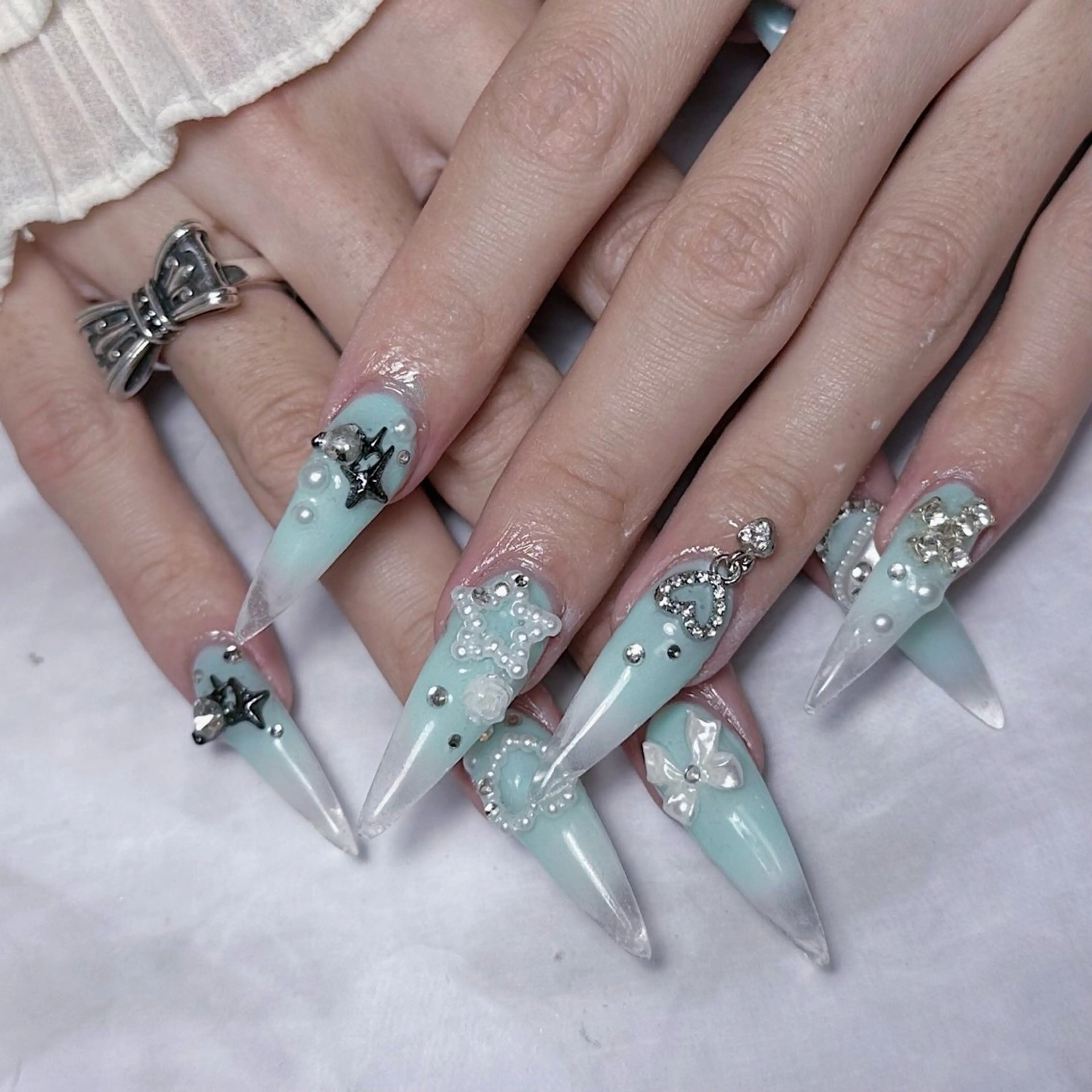 ネイル ハンドネイル Yun nail Jihoのネイルデザイン