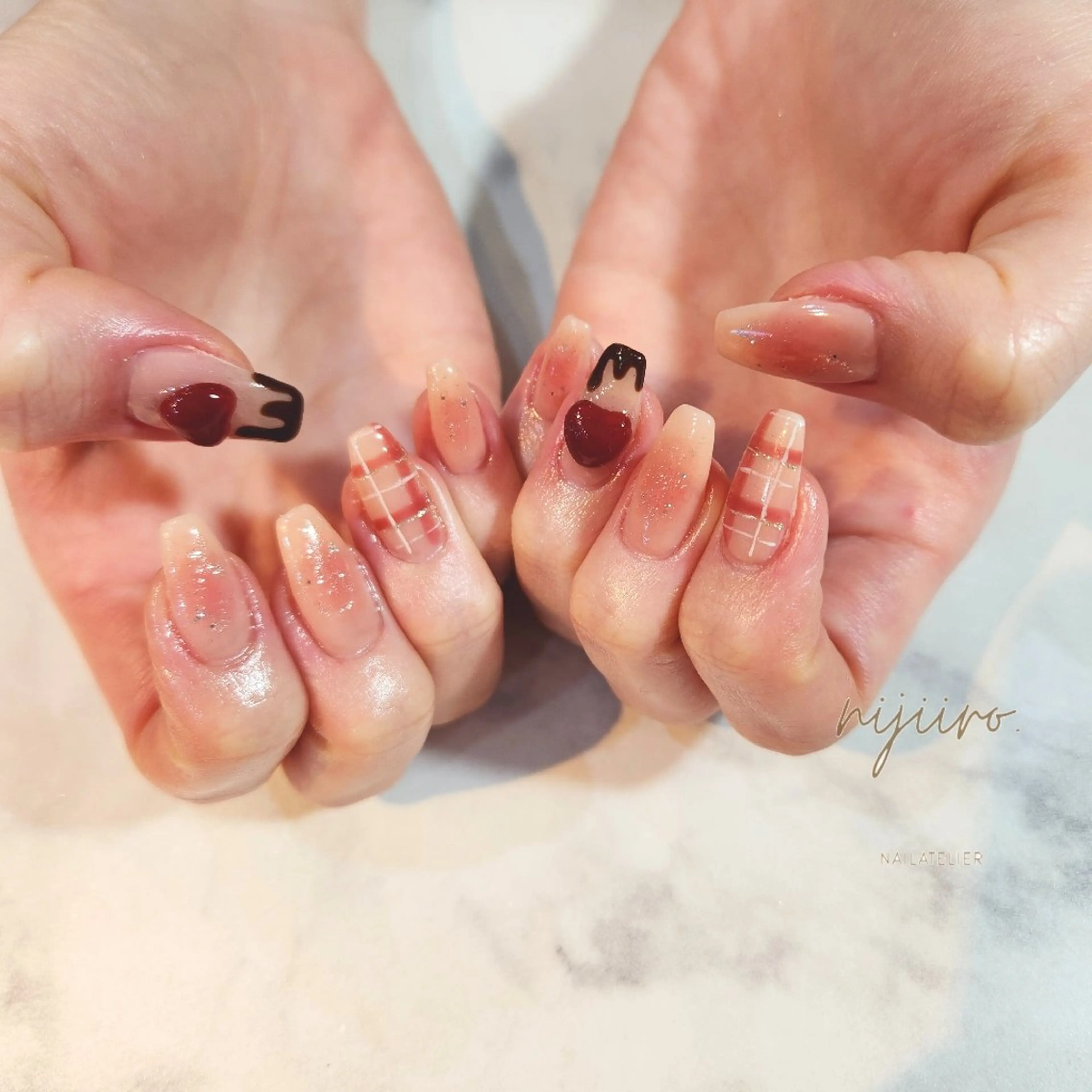 ネイル ハンドネイル nailatelier nijiiro.所属・nijiiro🌈 サトウのネイルデザイン