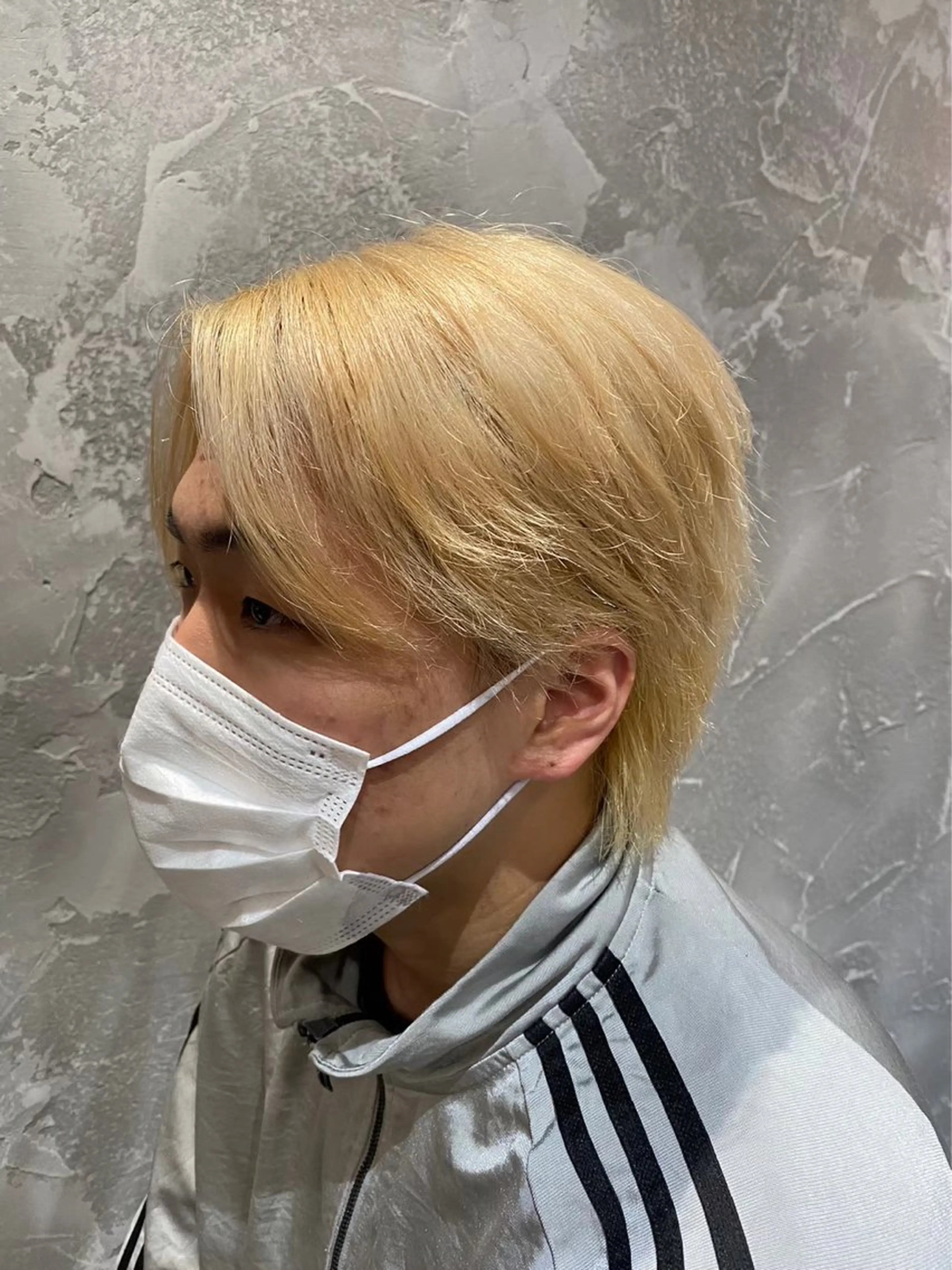 ショート カラー ブリーチ 抜きっぱなしブロンド ブロンド ハイトーンカラー トリートメント LS HAIR所属・石井 大空のヘアスタイル