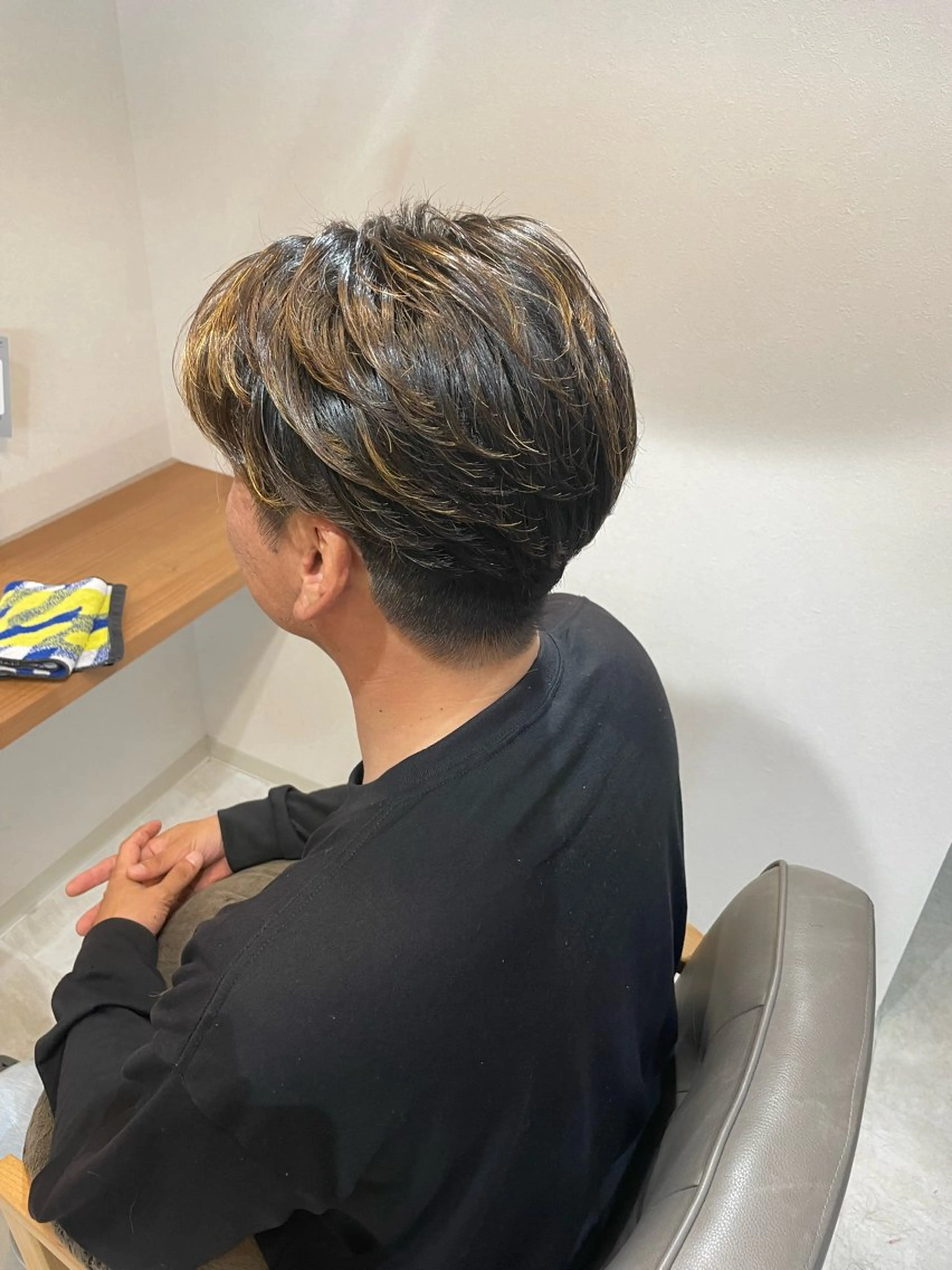 ショート パーマ メンズ メンズパーマ ニュアンスパーマ カット パーマ ayaka |トレンドヘアのヘアスタイル