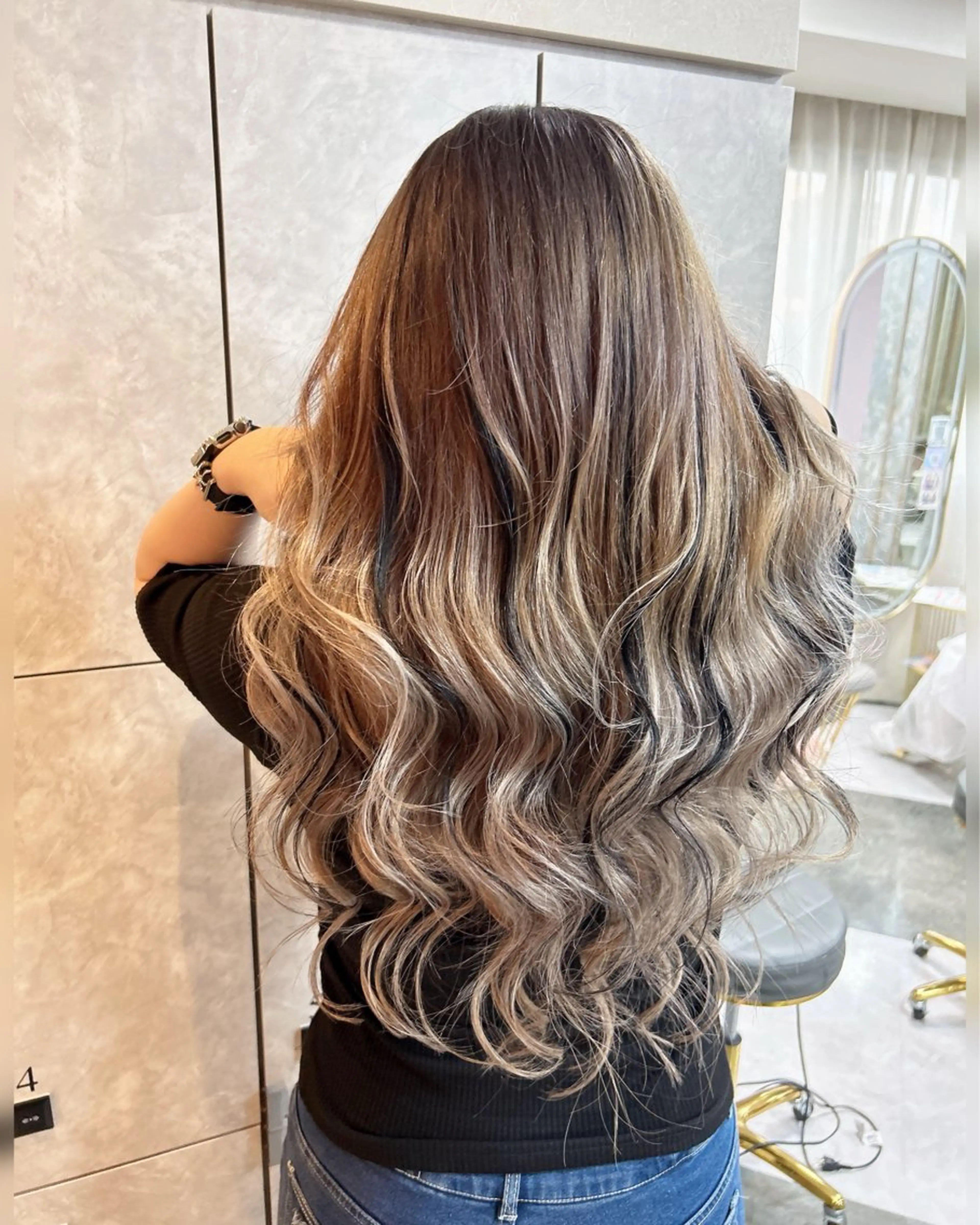 ロング ガルボヘアー心斎橋店所属・心斎橋/髪型整形美容 師/カット/カラーのヘアスタイル