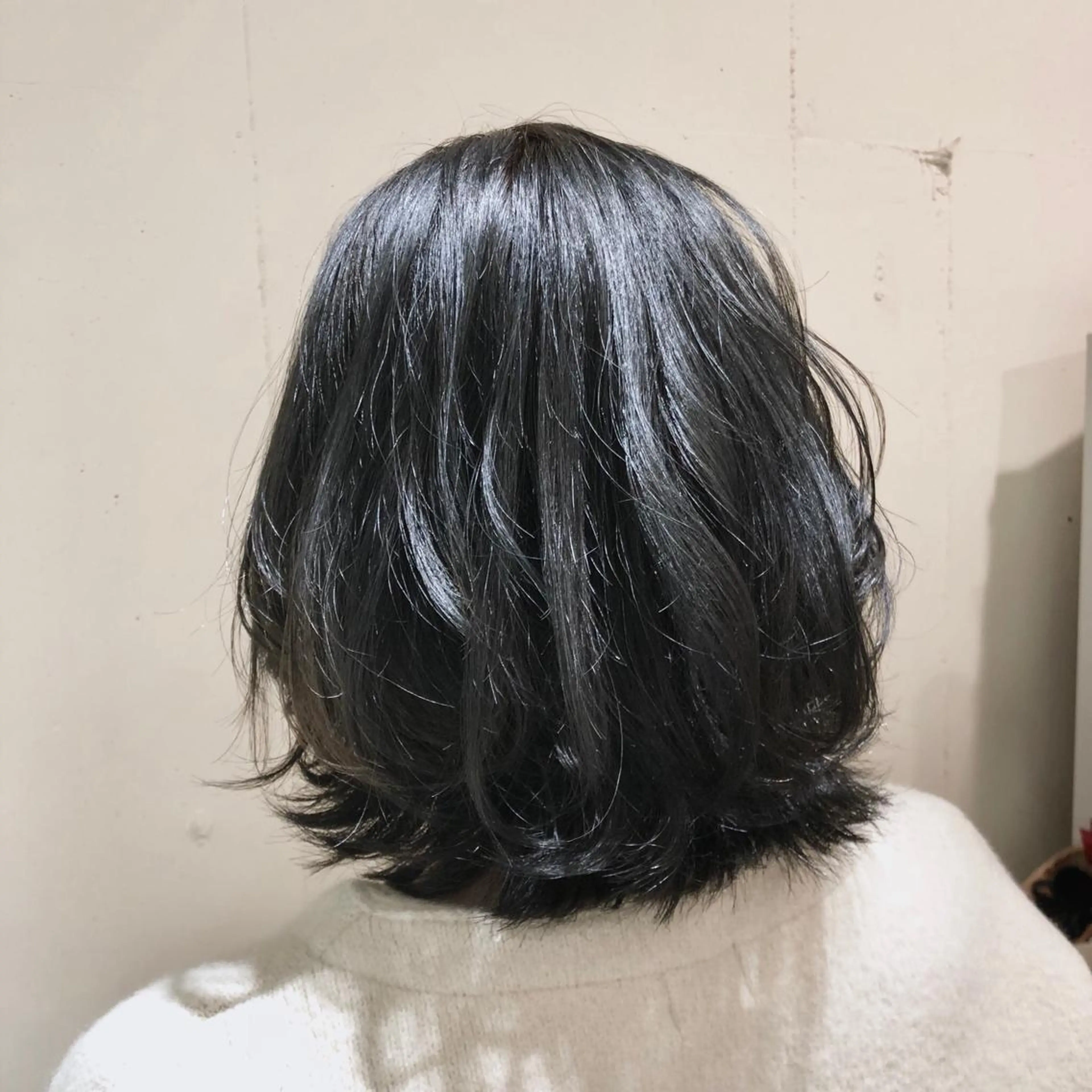 ミディアム カラー パーマ ヘアアレンジ ブリーチ 透明感カラー グラデーションカラー グレージュ ハイライトカラー 【ツヤ髪美容師】 ツダケイスケのヘアスタイル