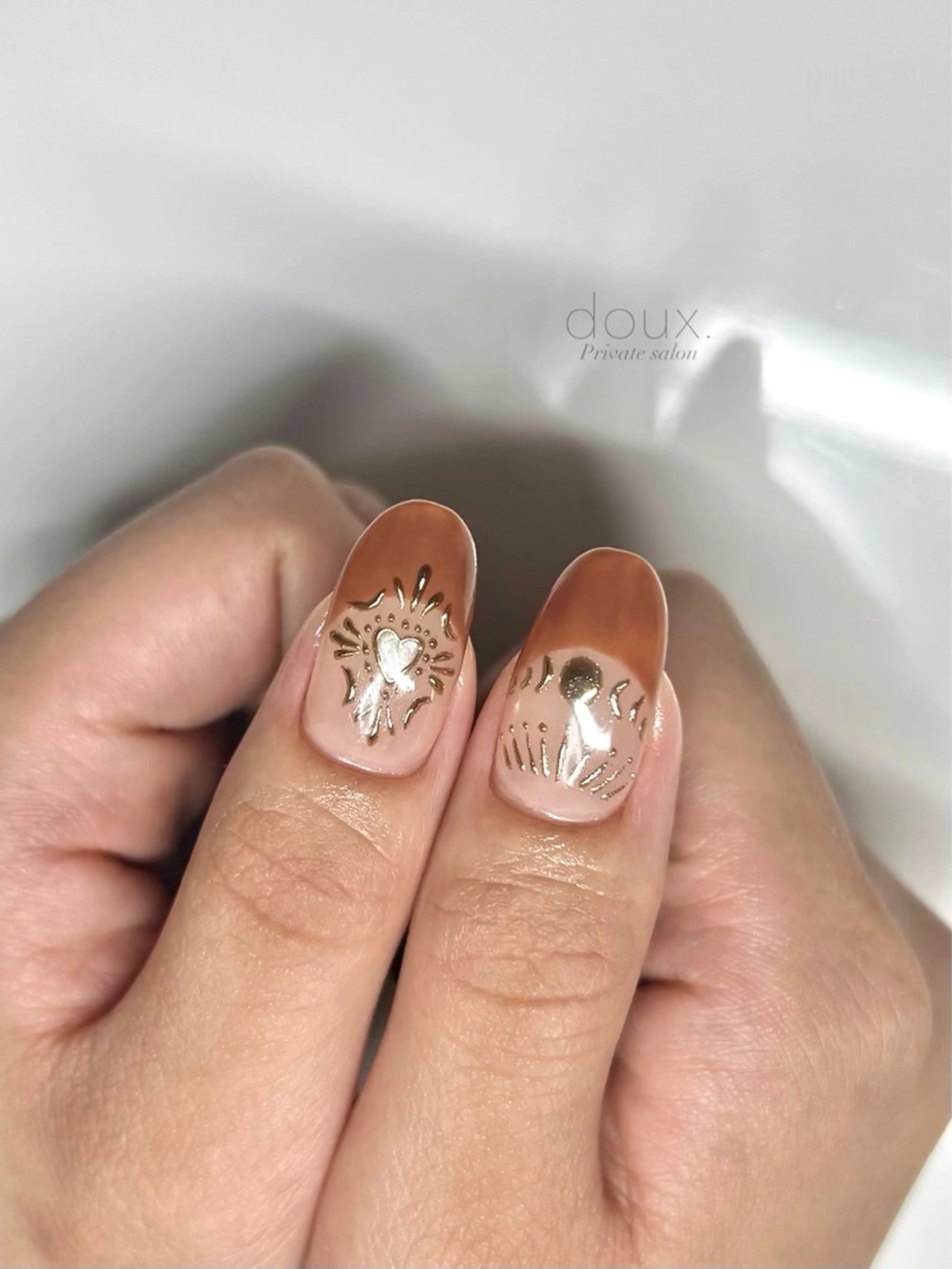 ネイル アートネイル フレンチネイル 韓国ネイル ミラーネイル ハンドネイル doux. nailのネイルデザイン