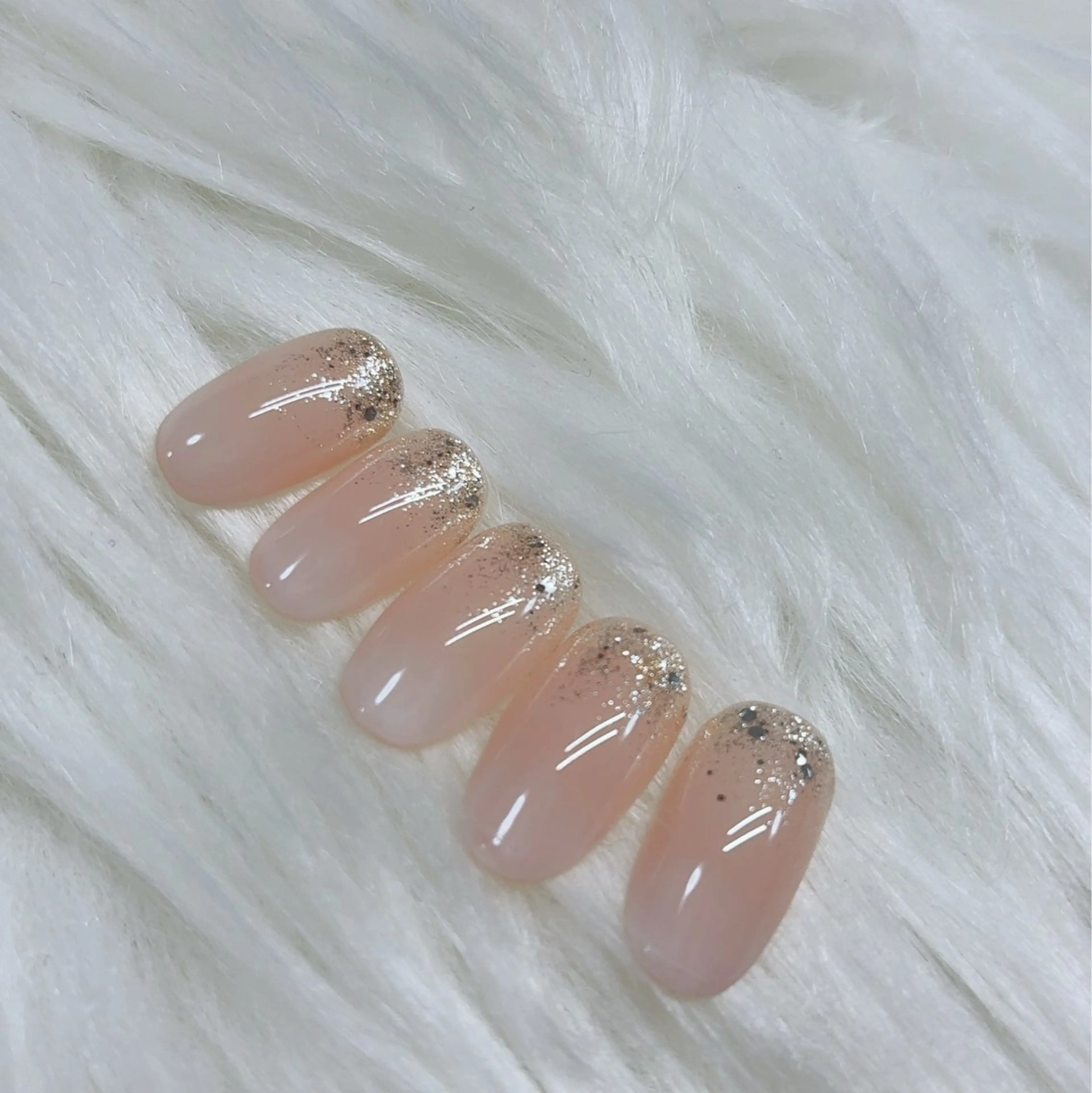 ネイル キラキラネイル ラメ(グリッター) ラメグラデーション ハンドネイル Yappy kurumiのネイルデザイン