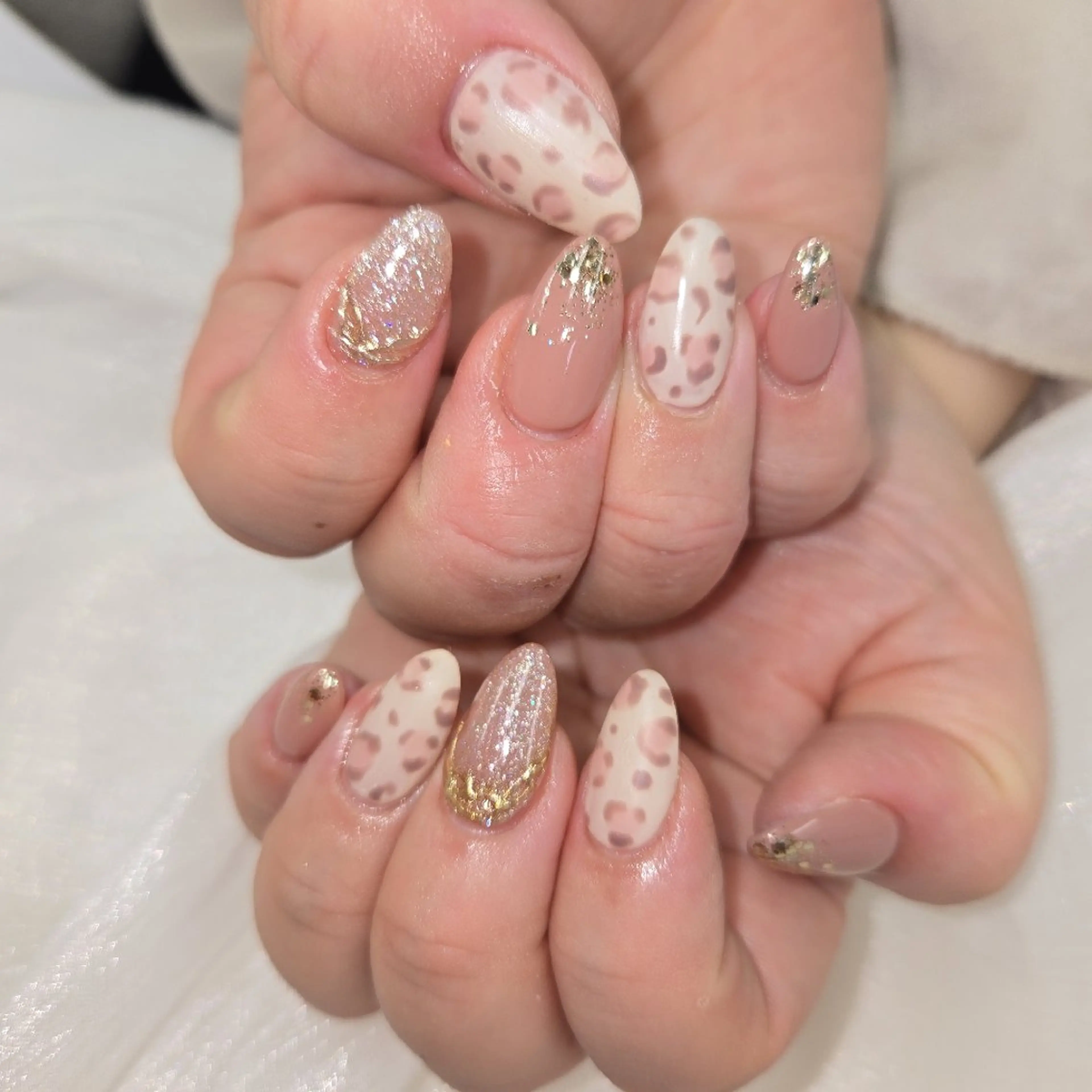 ネイル アートネイル オーロラネイル チークネイル ジェルネイル グラデーション ハンドネイル 河野ちえ (雑誌掲載サロン)のネイルデザイン