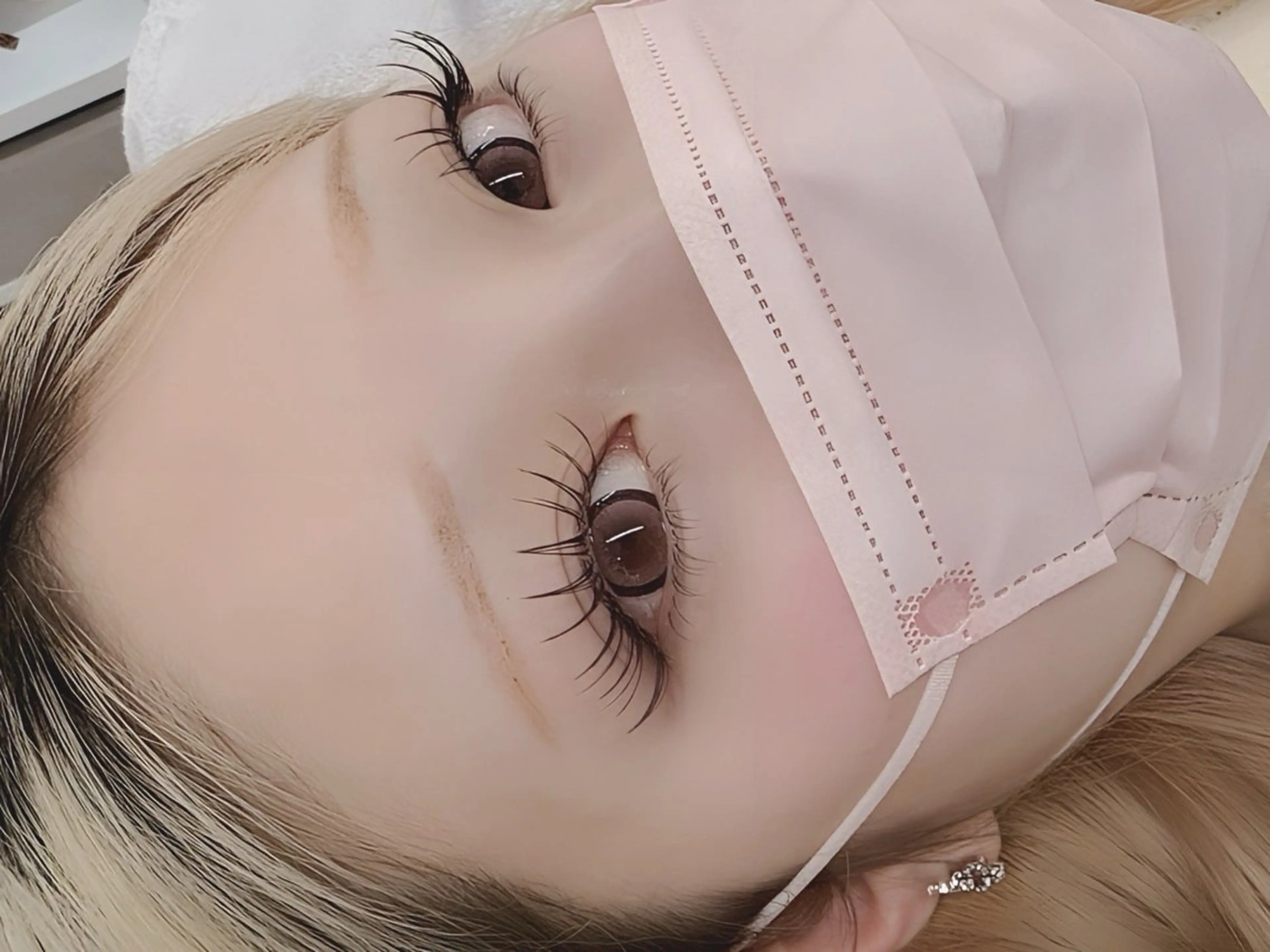 ⟡.·*.小顔効果絶大⟡.·*.まつげエクステ上下160本💎✨️フラットラッシュ変更OK◎の写真