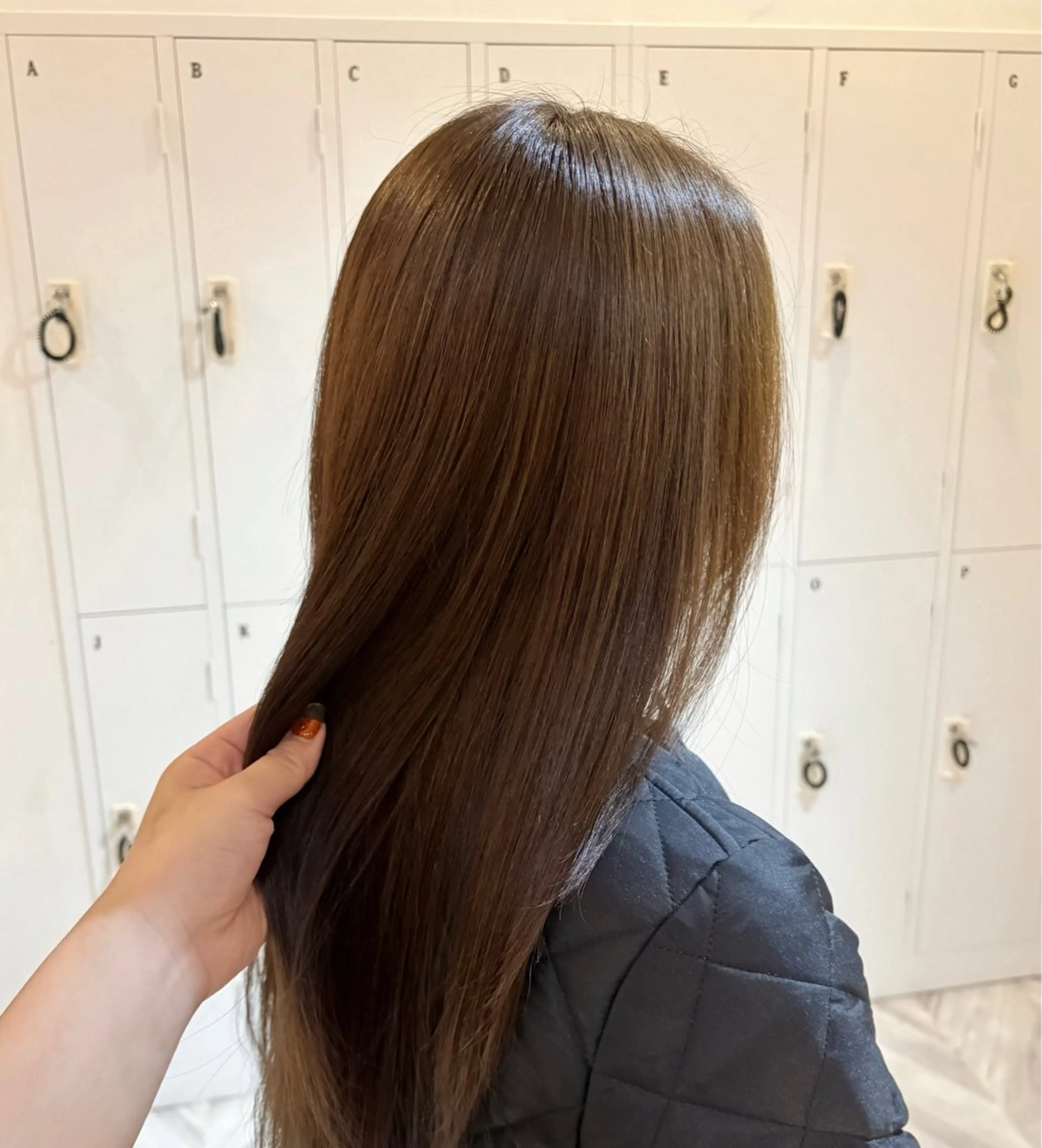 ロング カラー ベージュカラー ヘアカラー HIKARIS所属・透明感/くすみカラー yukinaのヘアスタイル