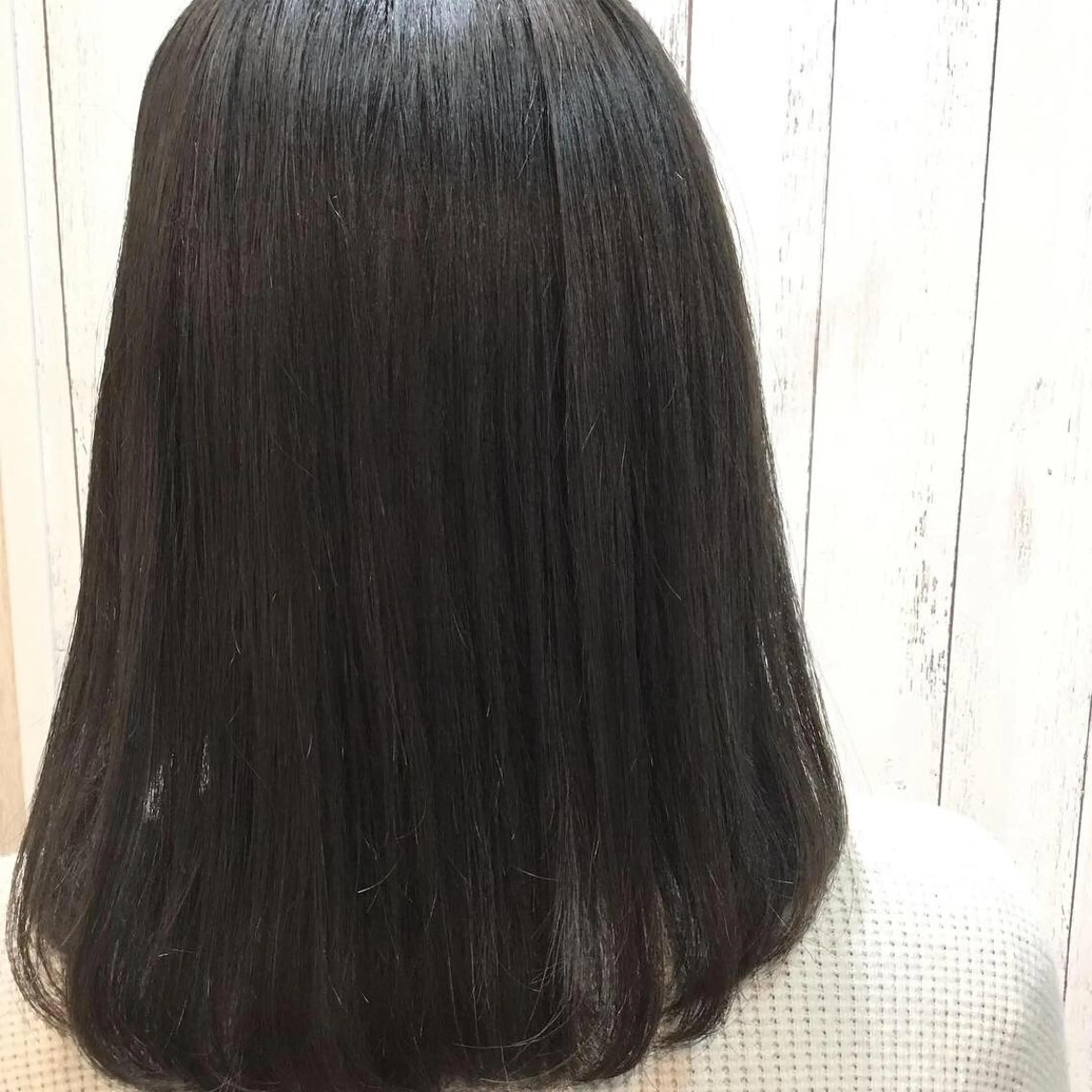 ミディアム カラー パーマ embrace エンブレイスのヘアスタイル