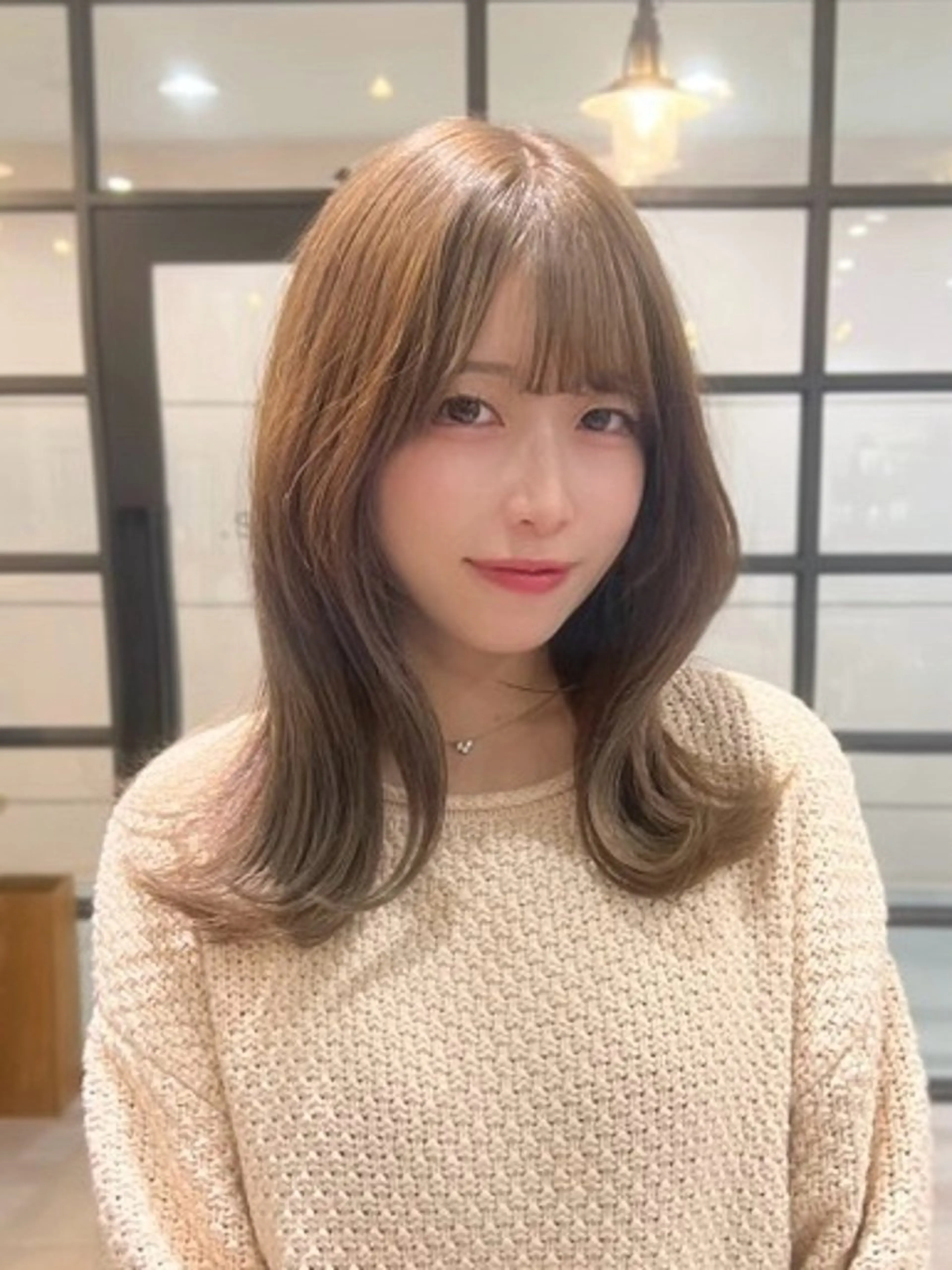 セミロング カラー Neale. ユメのヘアスタイル