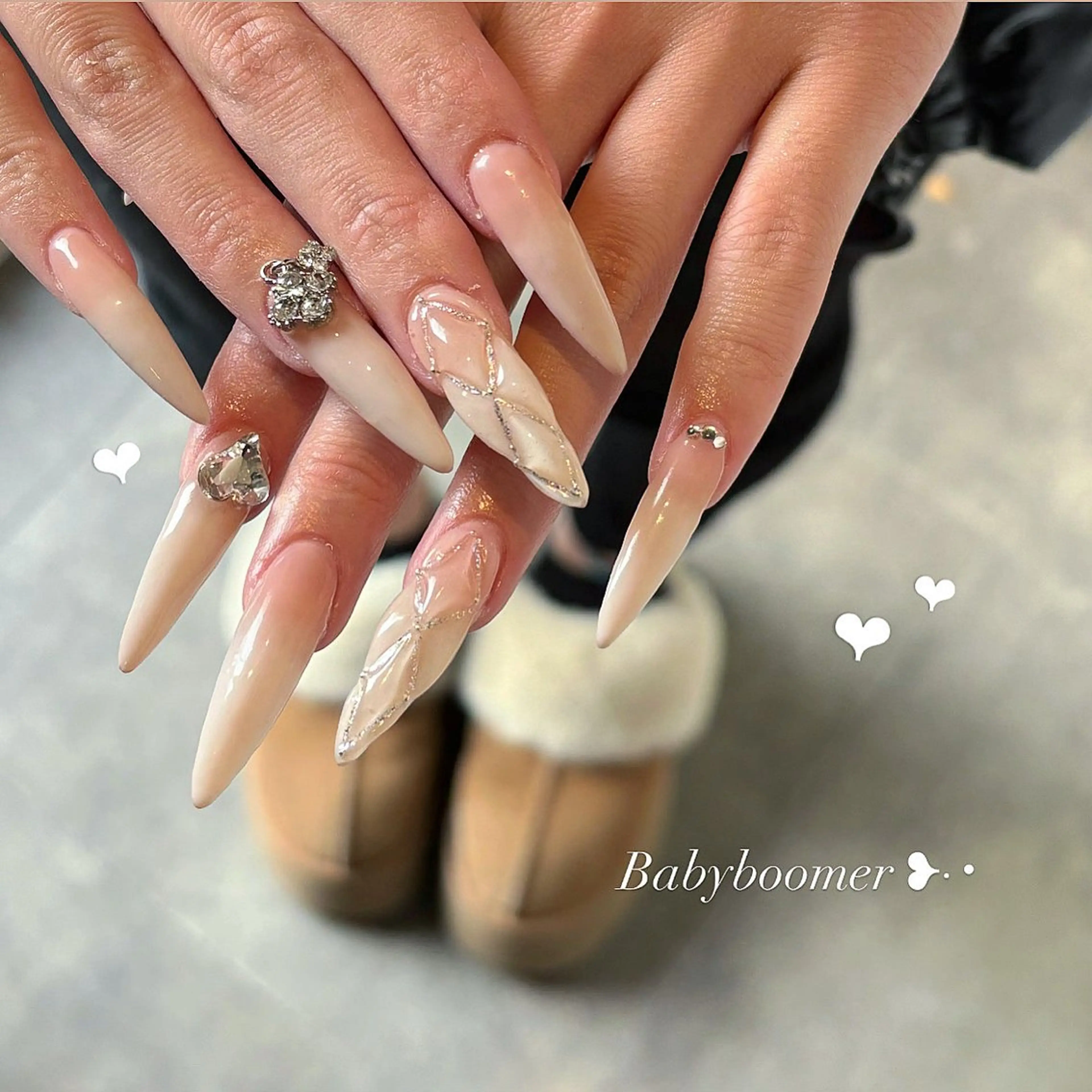 ネイル シンプルネイル ハンドネイル 鈴木 結万のネイルデザイン