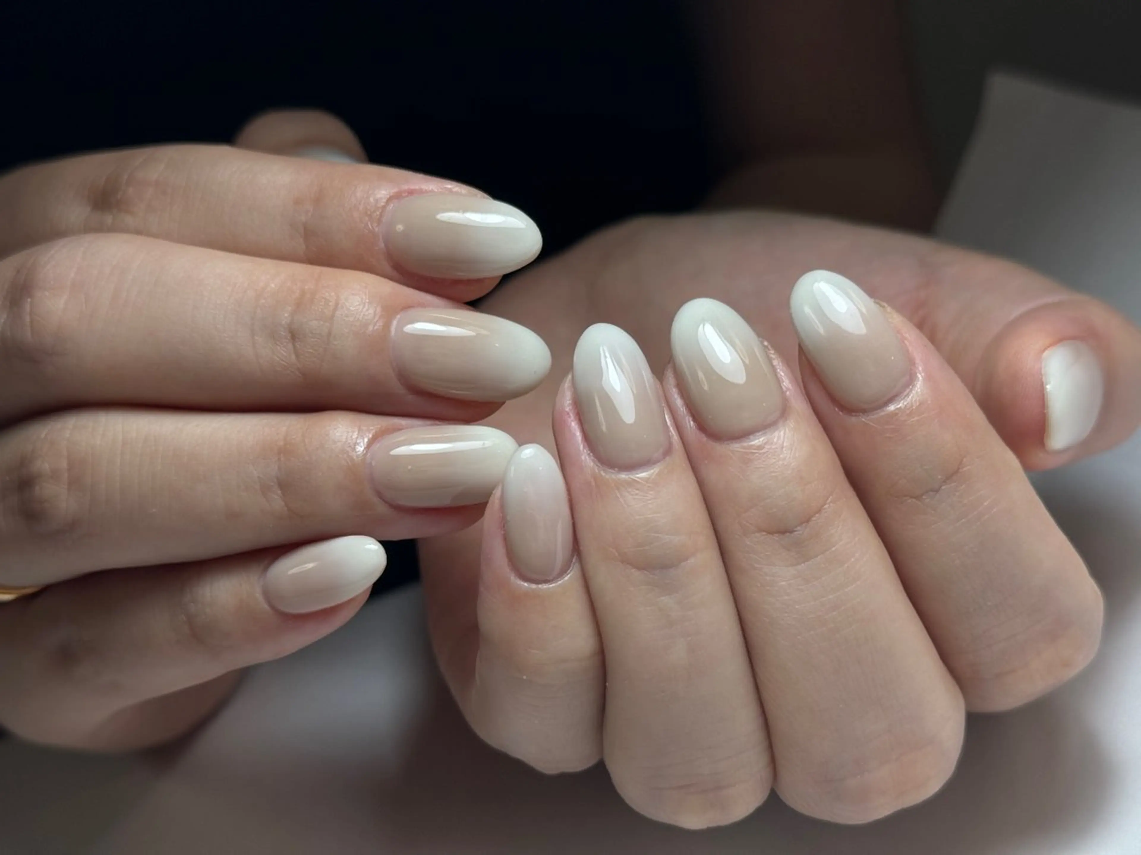 ネイル フットネイル ジェルネイル マグネットネイル 持ち込み ニュアンスネイル ミリ ネイルサロンのネイルデザイン