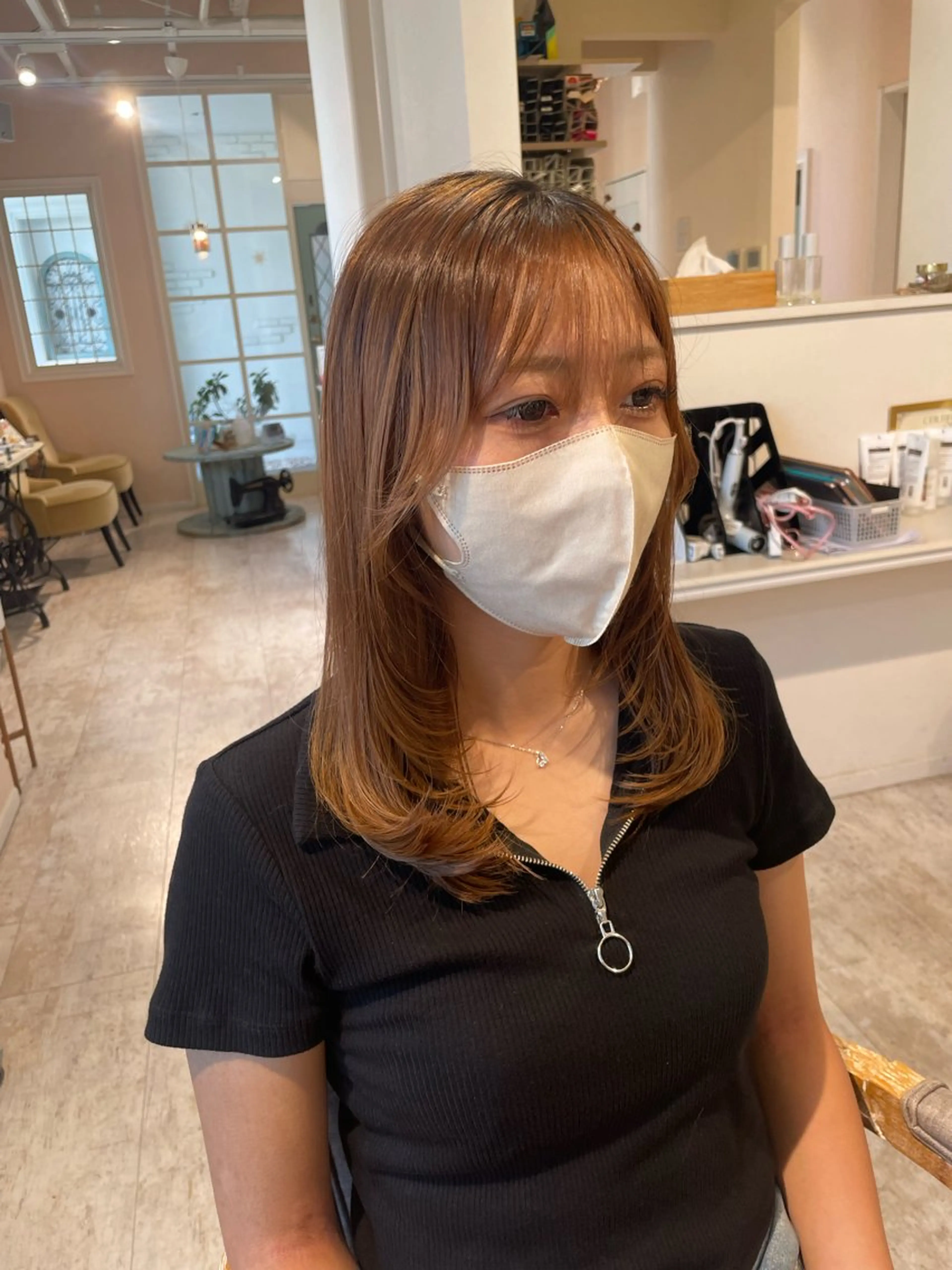 ミディアム 推しｶﾗｰ/韓国/ ﾋﾟﾝｸ/Renonのヘアスタイル