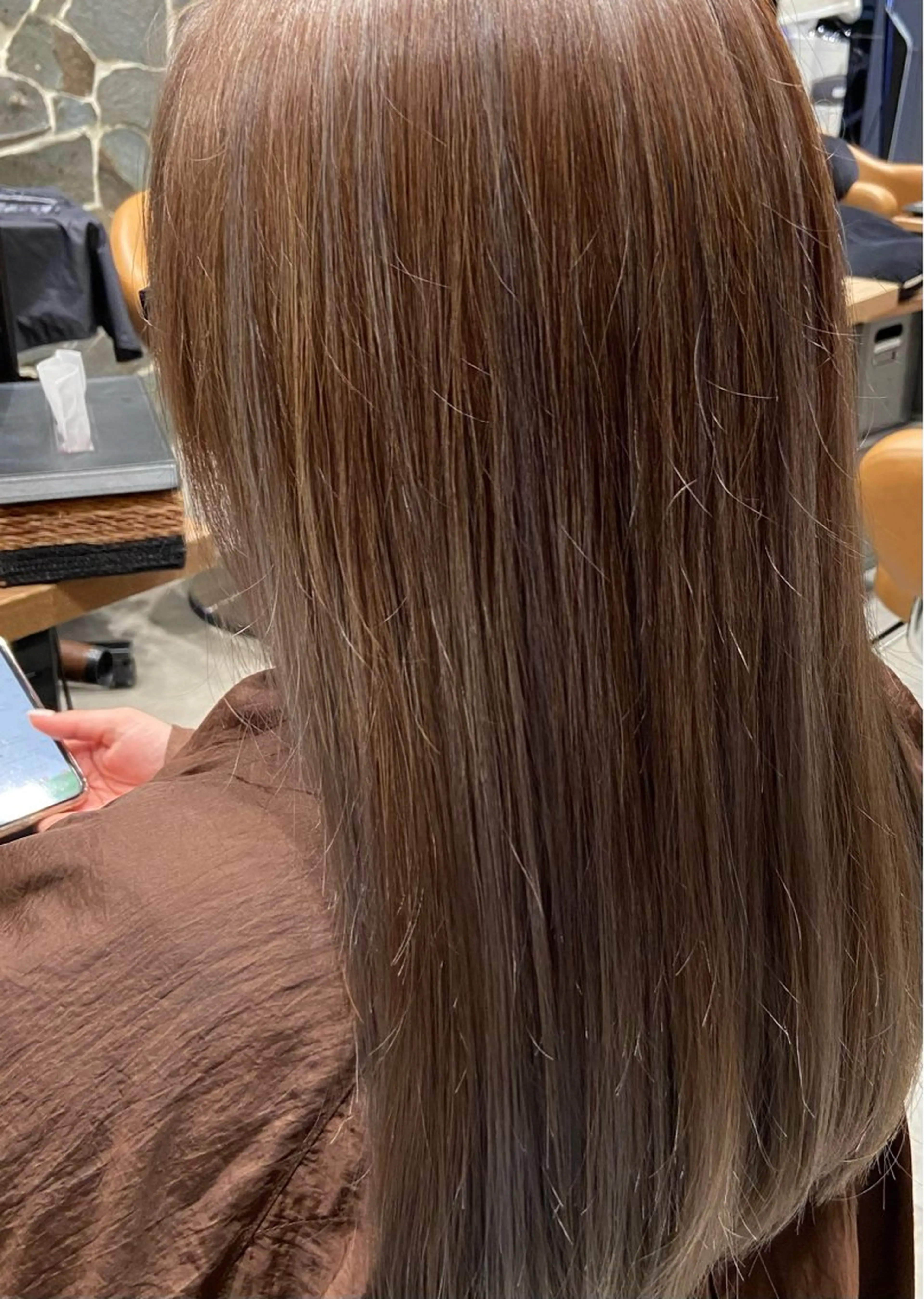 🎀ミディアムstyleの方🎀1カラー＋ハイライト＋2stepトリートメントの写真