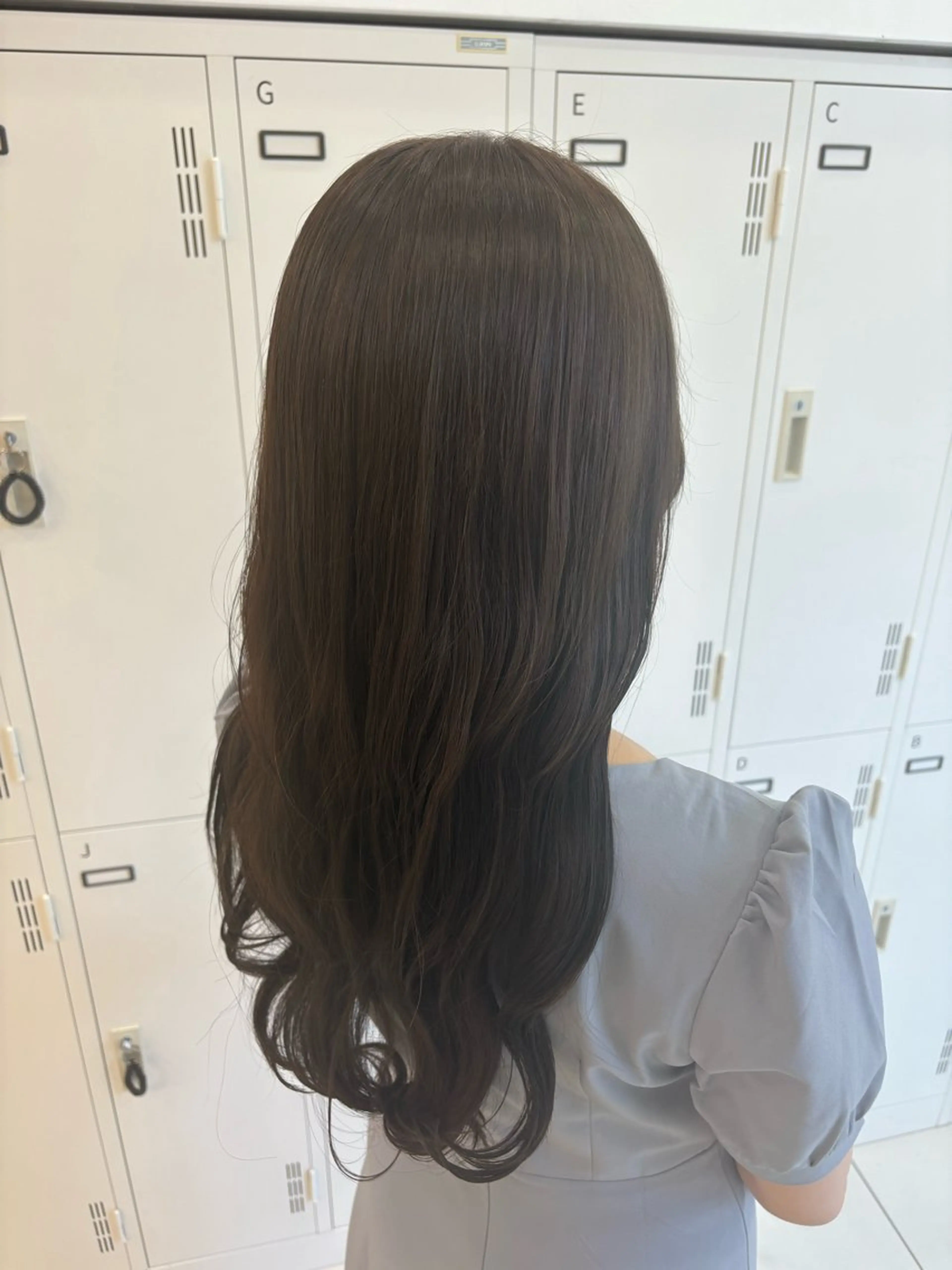 ロング カラー ショートボブ バレイヤージュ ベージュカラー ブリーチ ケアブリーチ ヘアカラー トリートメント 髪質改善/艶カラー/ メンズパーマ/鈴木のヘアスタイル