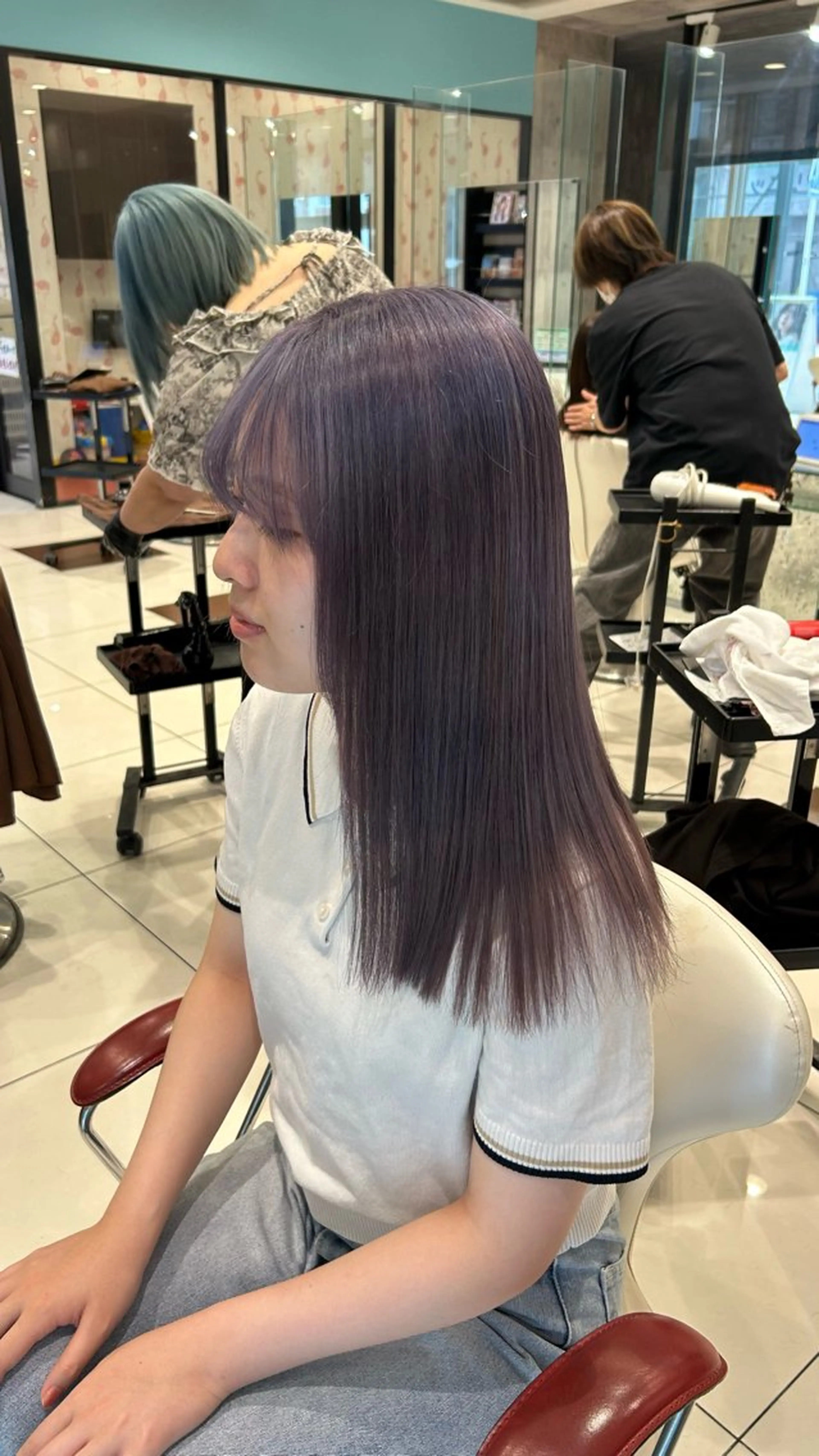 ミディアム ハイトーンカラー✨️ Amiのヘアスタイル