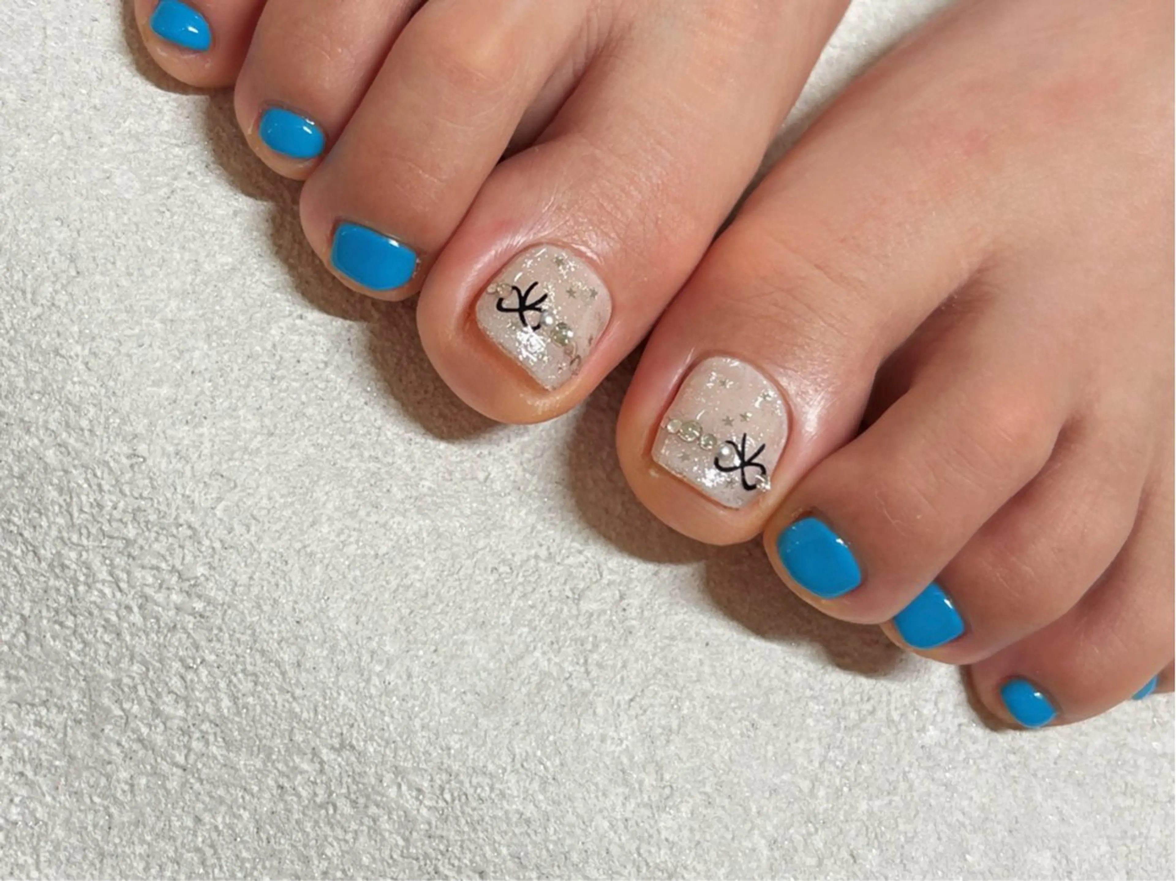 ネイル フットネイル Li-Fra MIKUのネイルデザイン