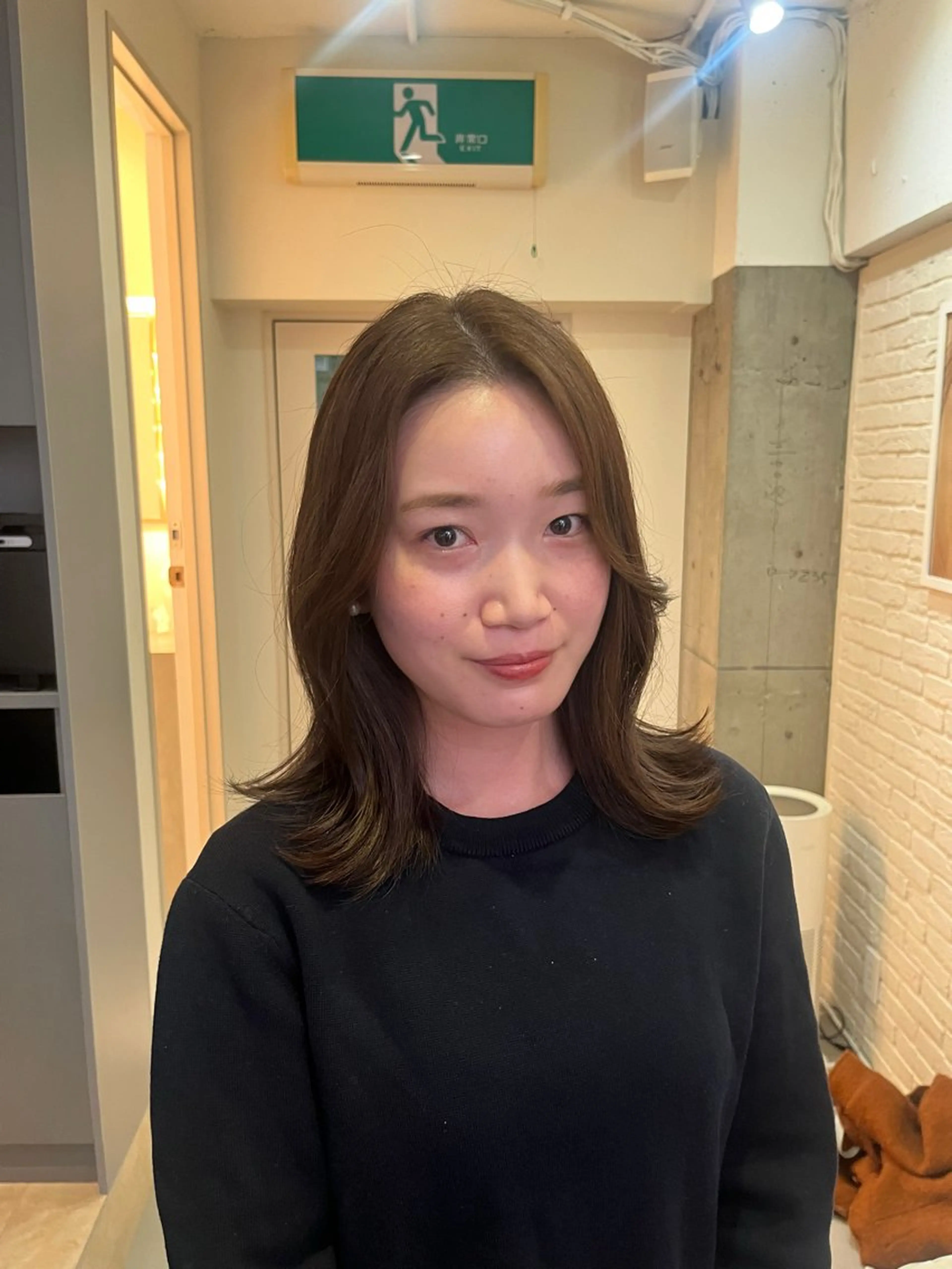 セミロング カラー ベージュカラー ブリーチ ブリーチなしカラー くすみカラー/ パーマ/ろーれんのヘアスタイル