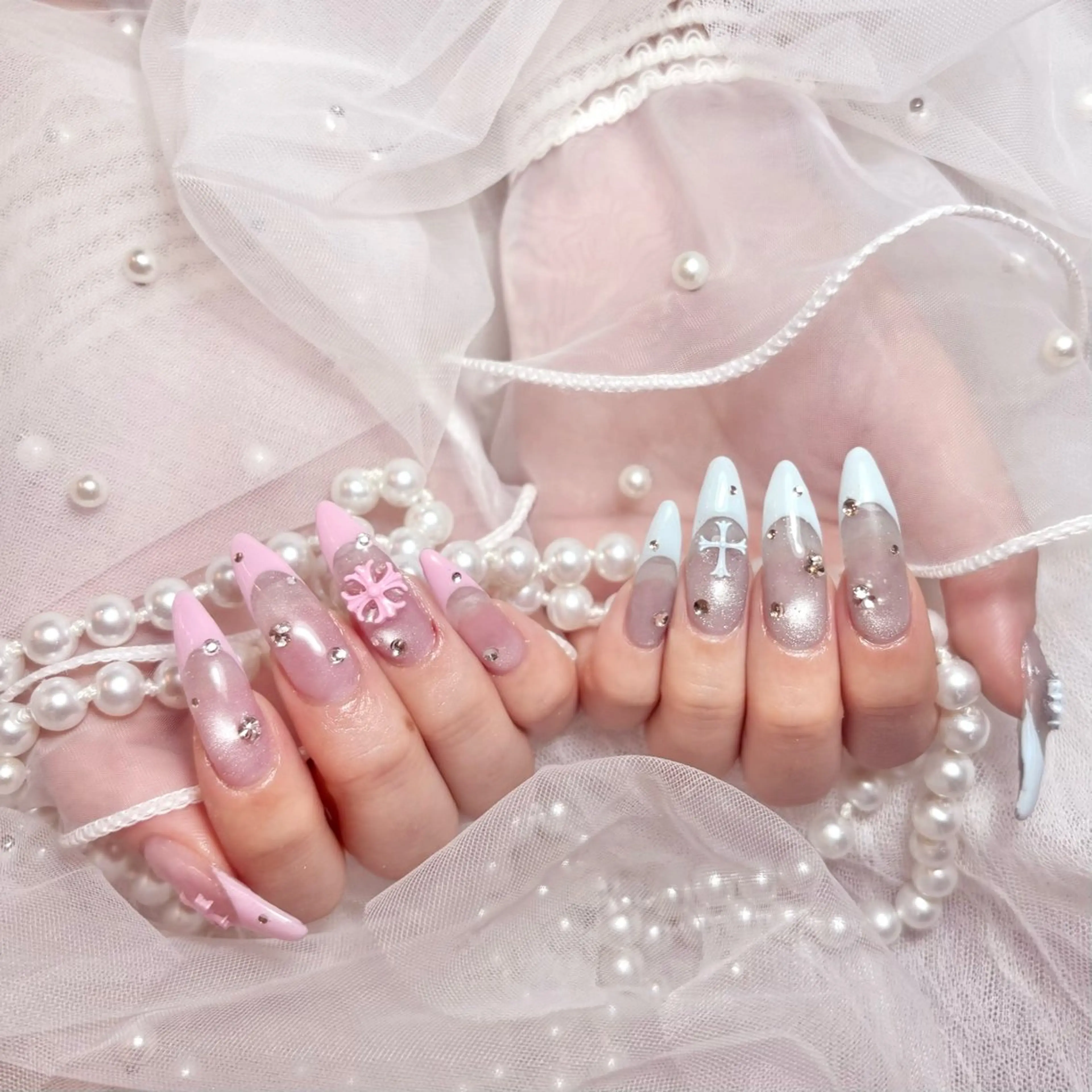 ネイル Momoka .のネイルデザイン