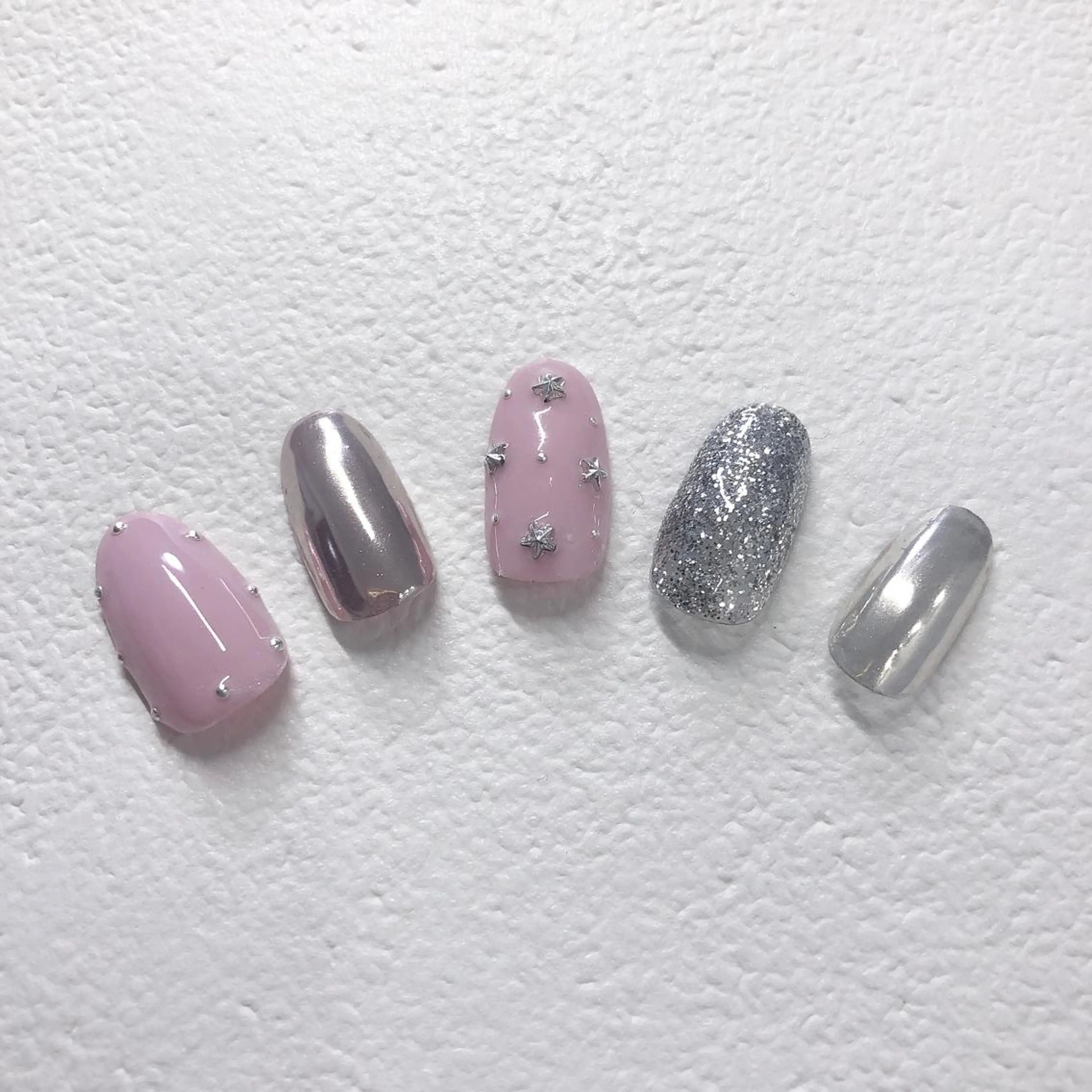 ネイル 西岡 杏のネイルデザイン