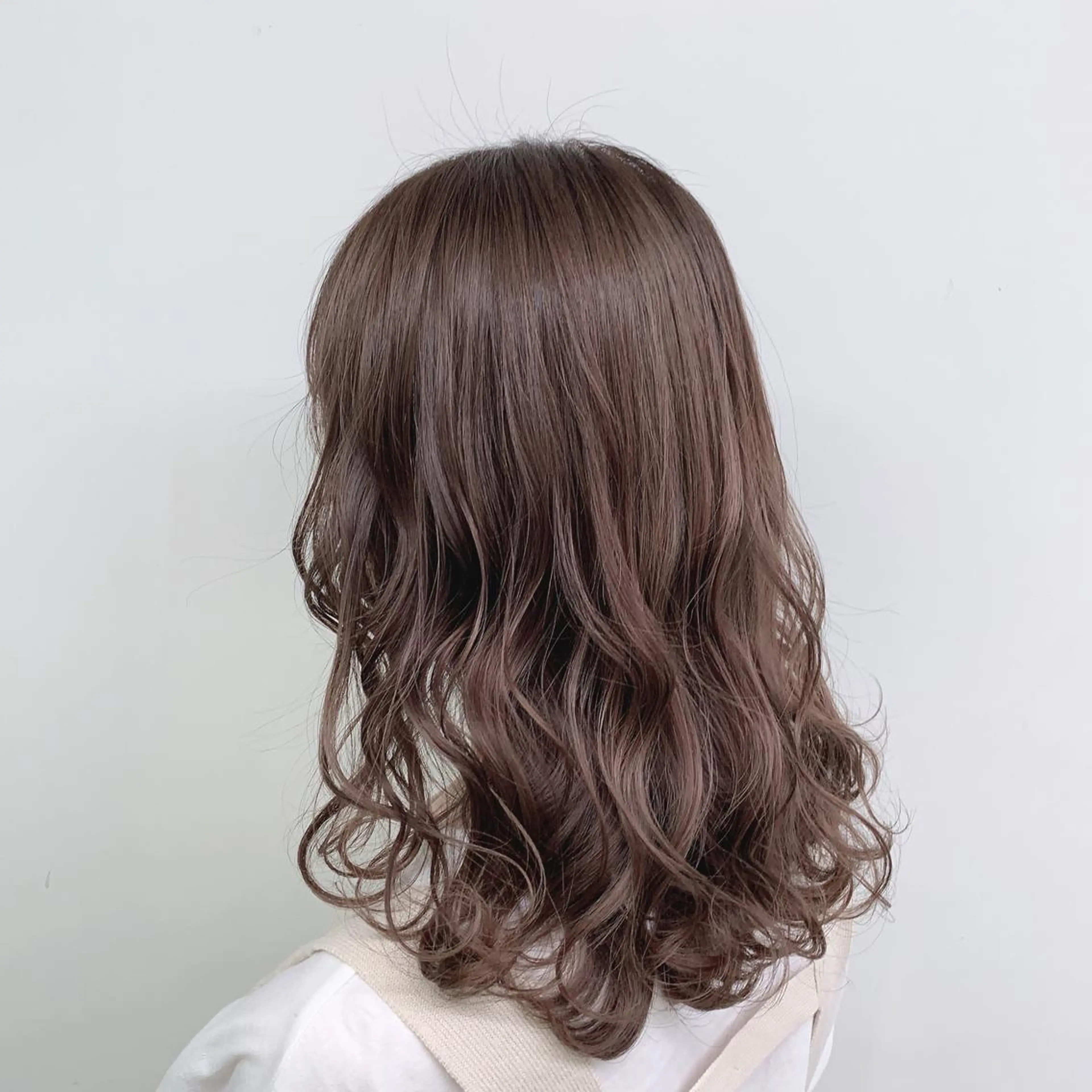 セミロング 公式🎠LAND 池袋店🎠のヘアスタイル