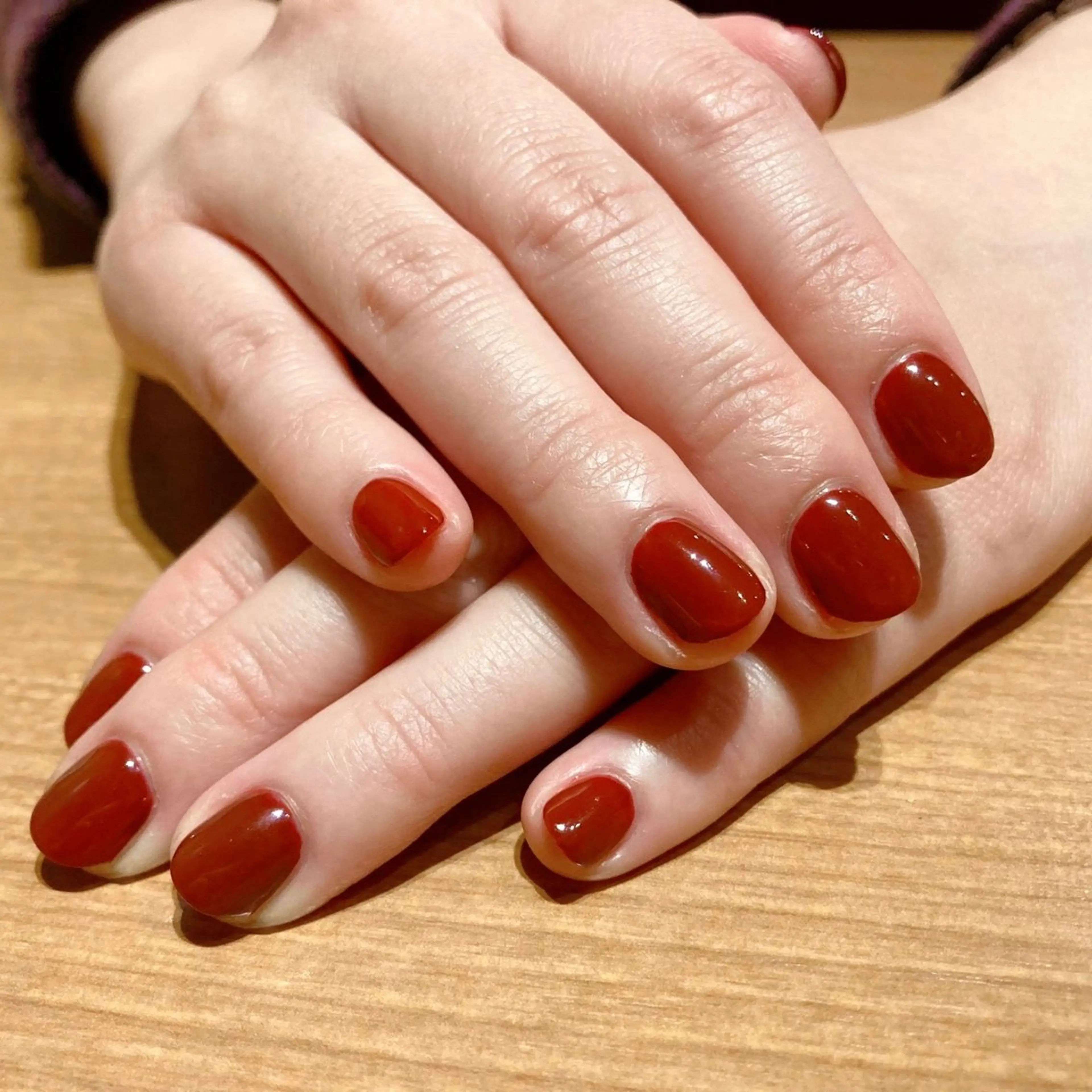 ネイル ジェルネイル ワンカラーネイル 赤色 タムラ ハンナのネイルデザイン