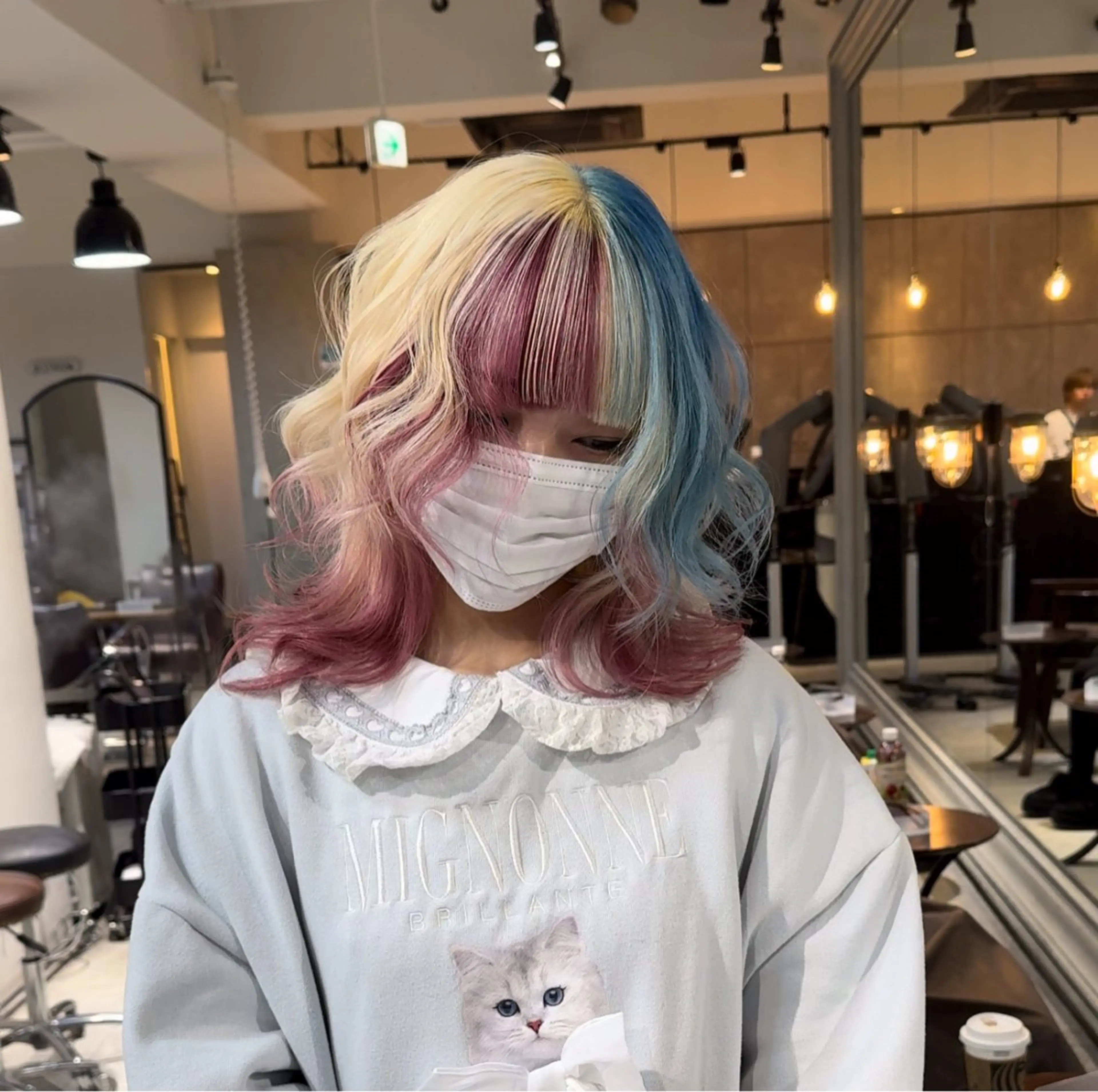 ミディアム カラー カット ヘアカラー トリートメント ヘアセット 💜ハイトーン💛 マジカルかいちゃんのヘアスタイル