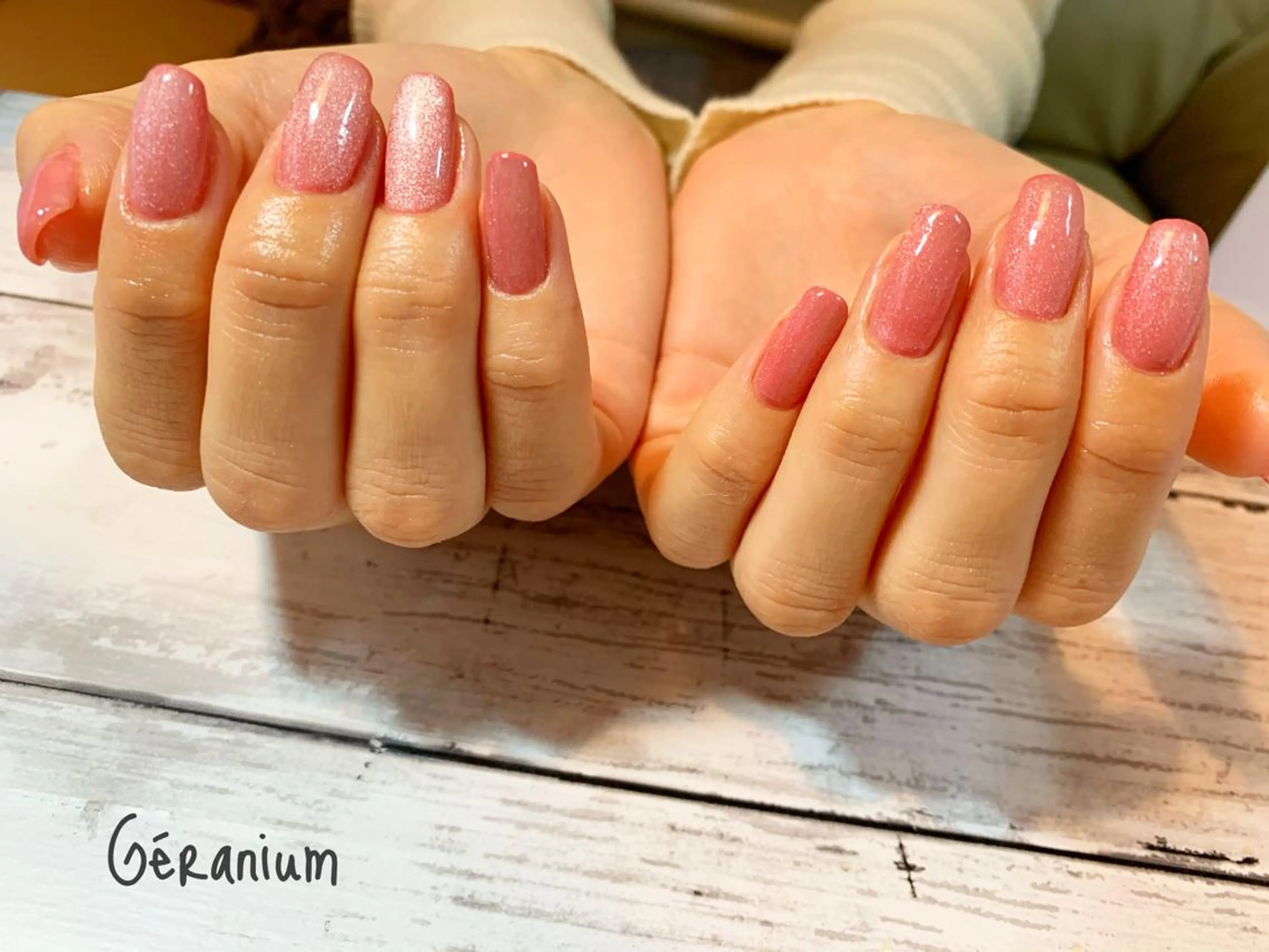 ネイル マグネットネイル ハンドネイル フットネイル GéRanium Harukaのネイルデザイン
