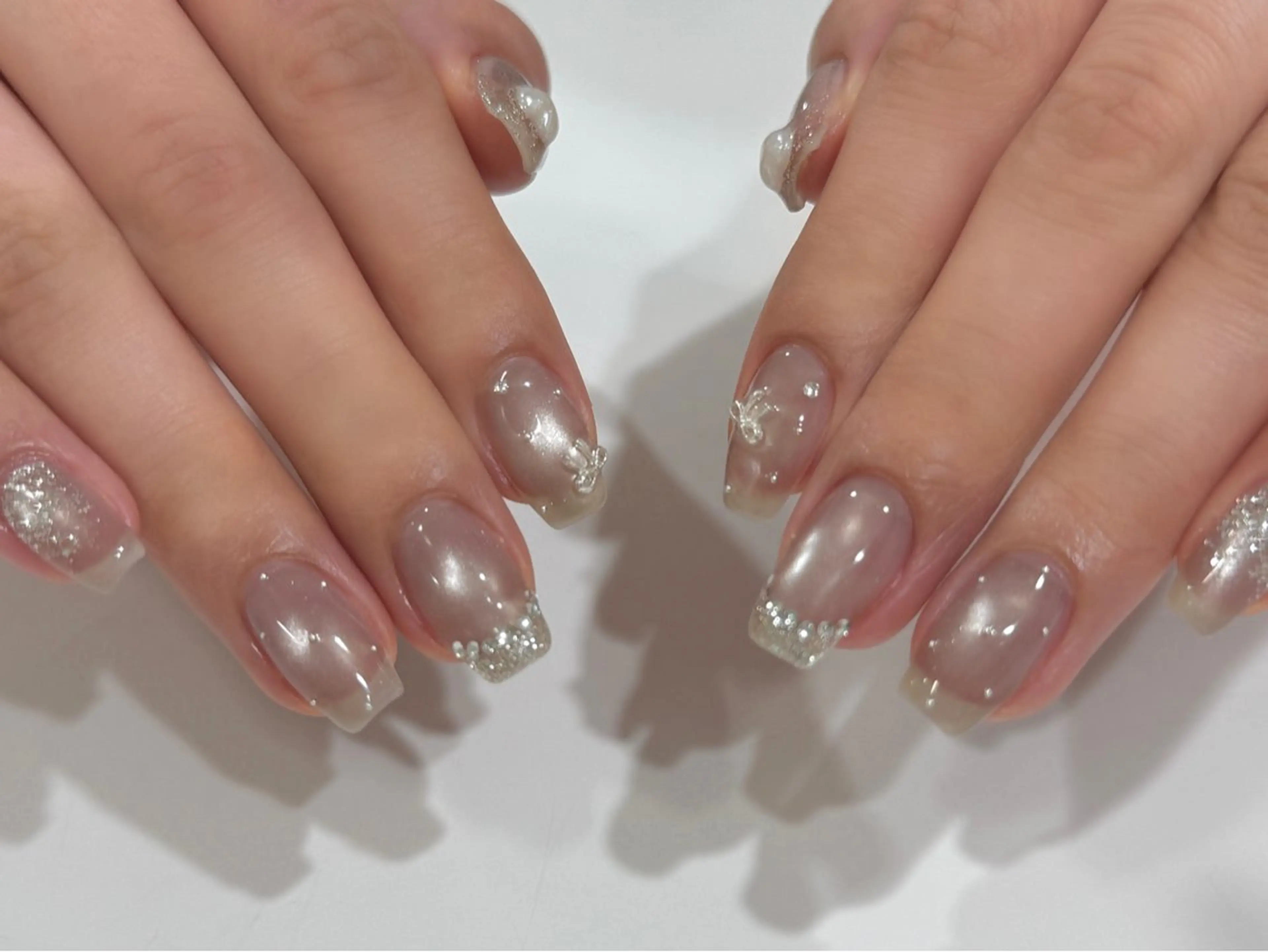 ミディアム LORAN juriのネイルデザイン