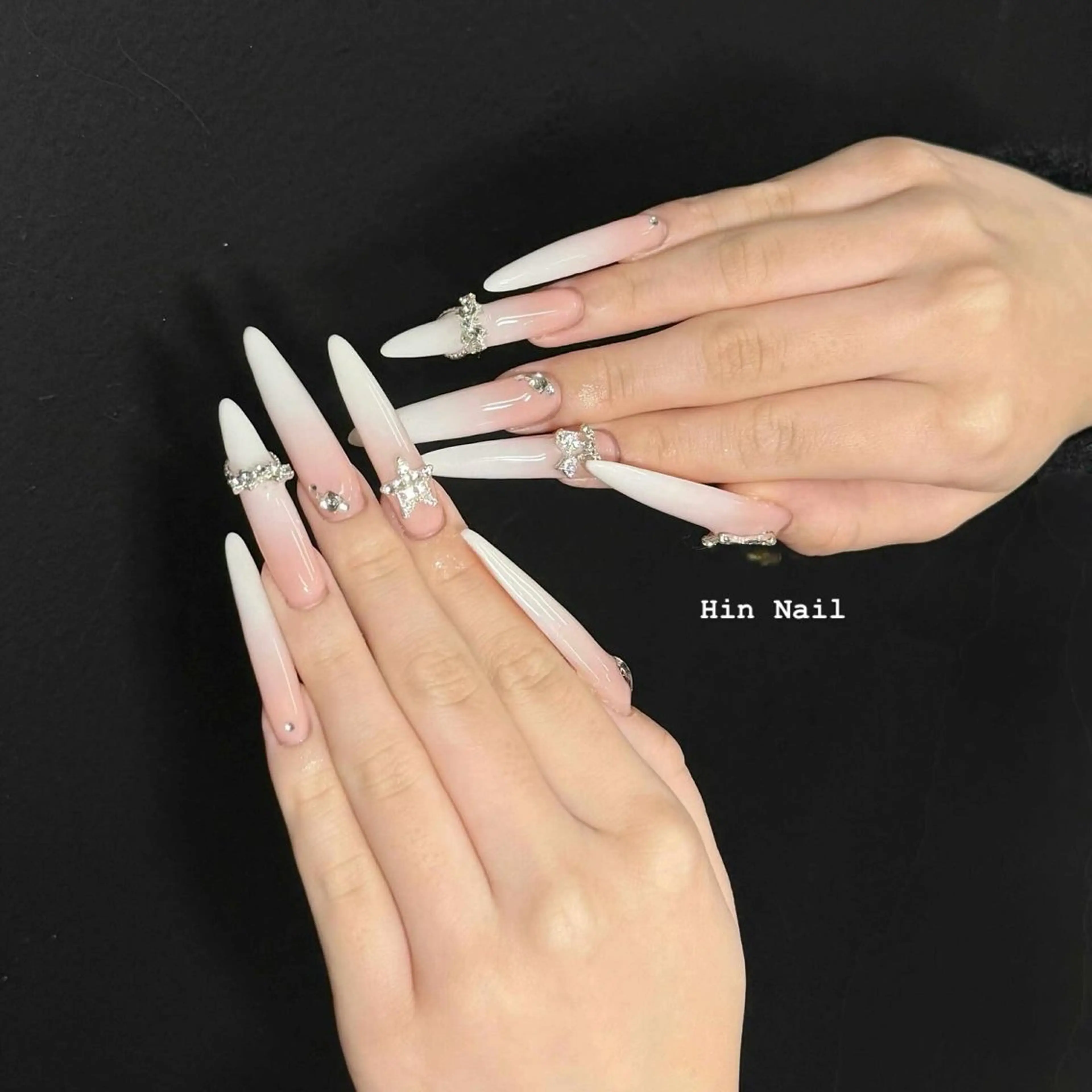 ネイル ハンドネイル HIN NAILのネイルデザイン