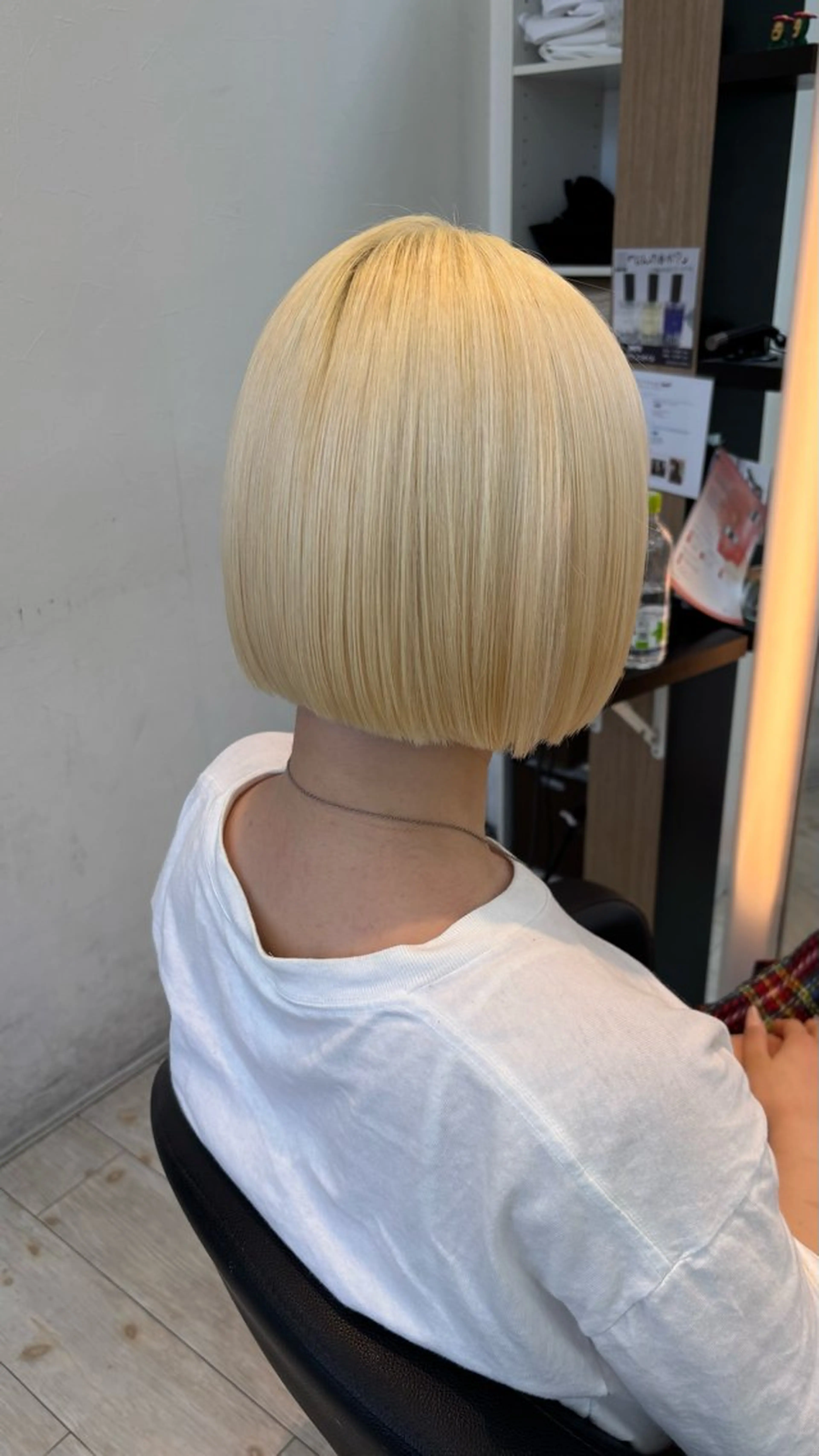 カラー ブリーチ 抜きっぱなしブロンド ブロンド ボブ miyu/ボブ/ 透明感カラー/栄のヘアスタイル