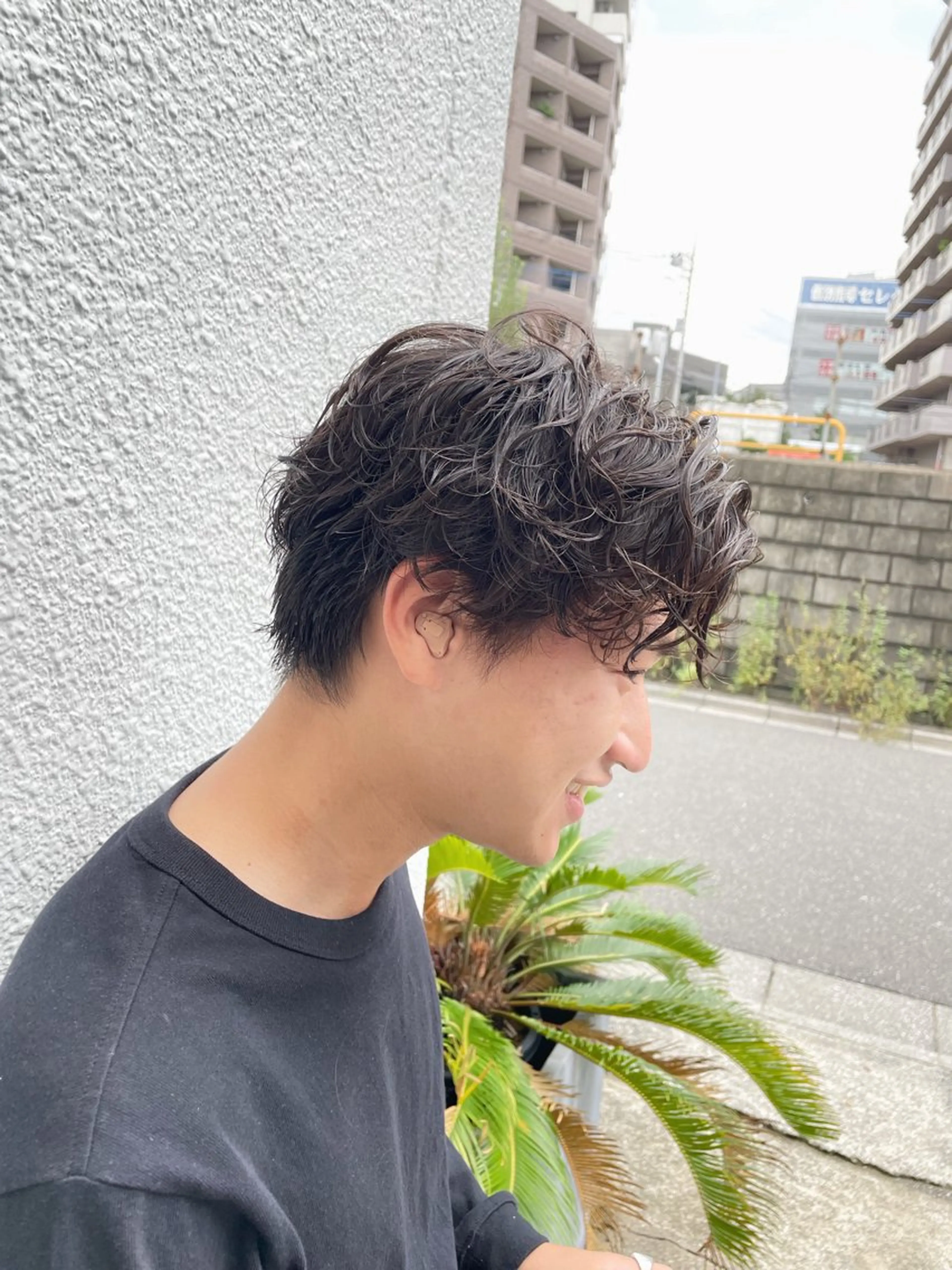 ショート パーマ メンズ メンズパーマ 刈り上げ カット パーマ 野間 祐哉のヘアスタイル