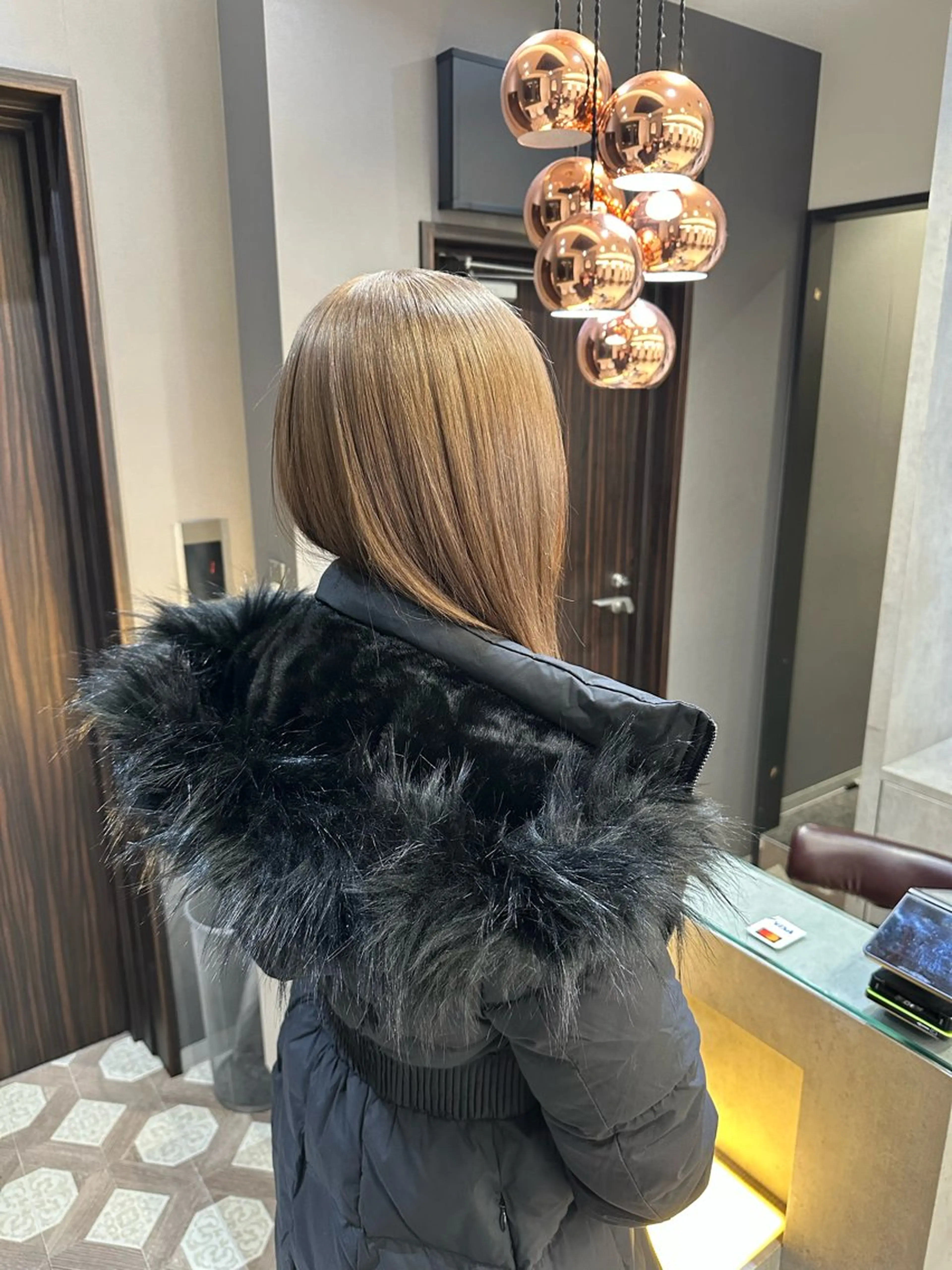 ミディアム カラー AYAKASA 暖色カラー/レイヤーのヘアスタイル