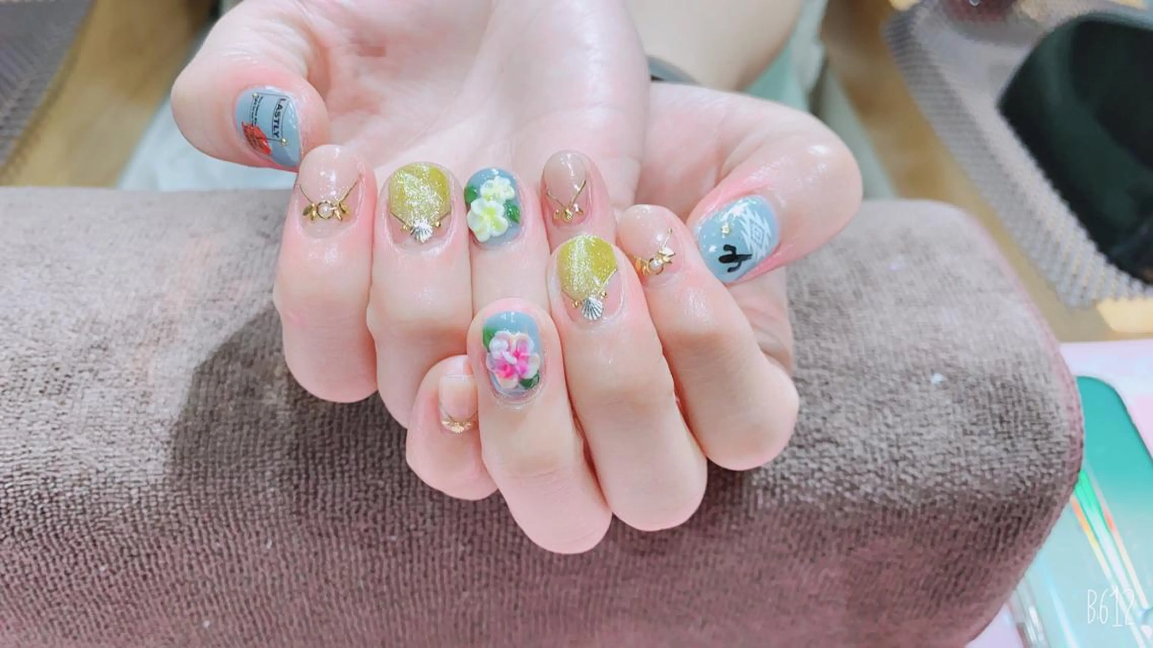 ネイル VIST☆ ｍａｍｉのネイルデザイン