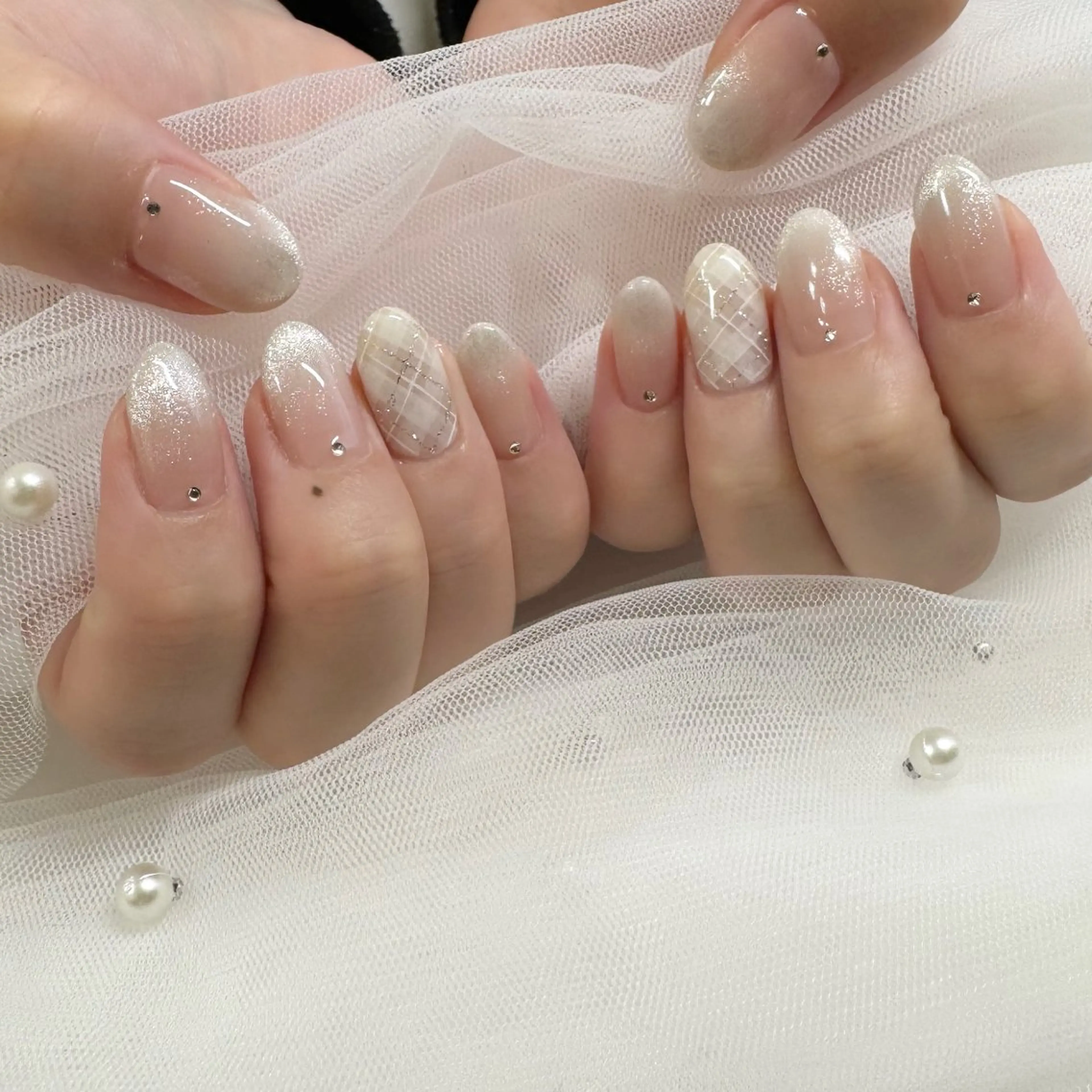 ネイル ジェルネイル 東 千夏のネイルデザイン