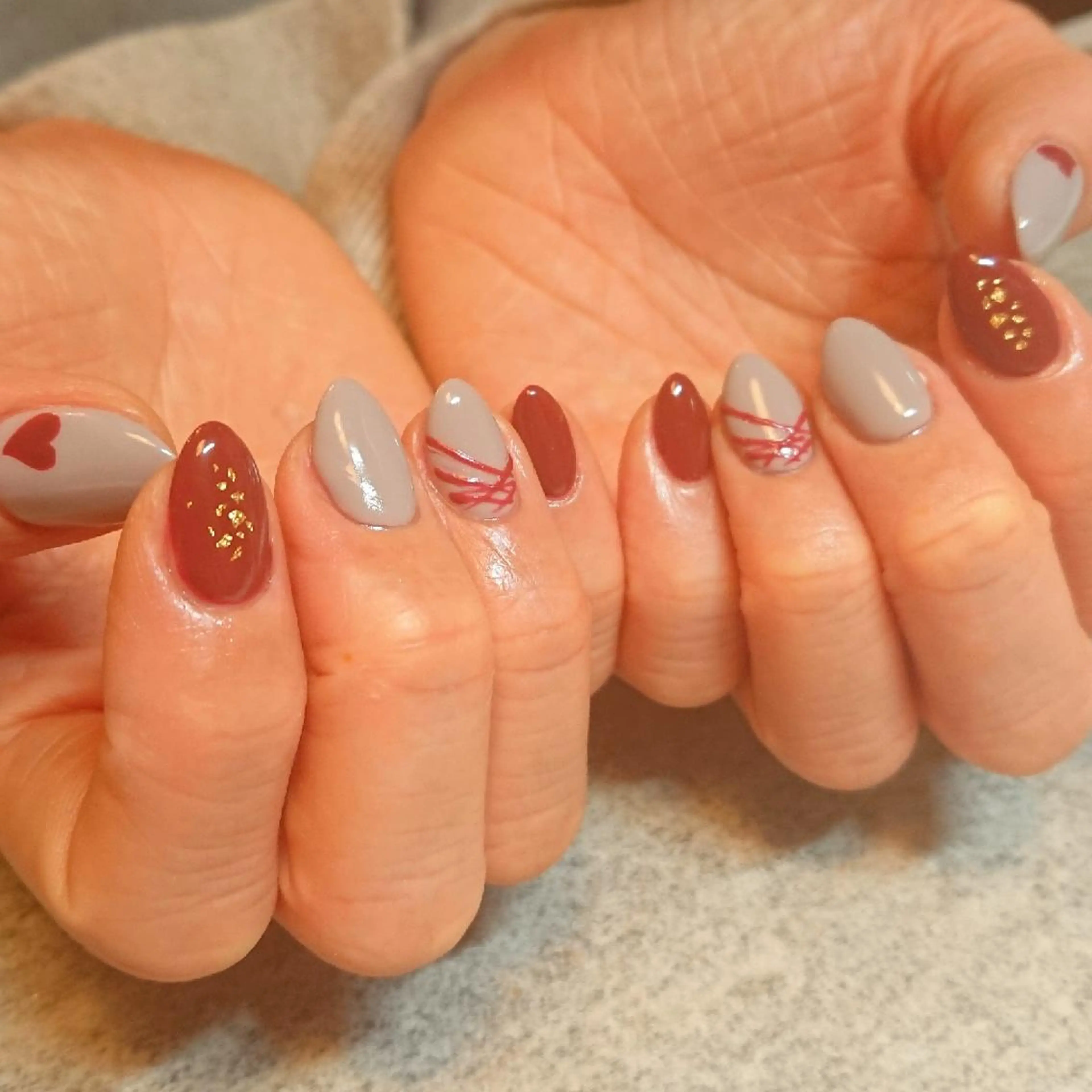 ネイル ジェヌインネイル 河内のネイルデザイン