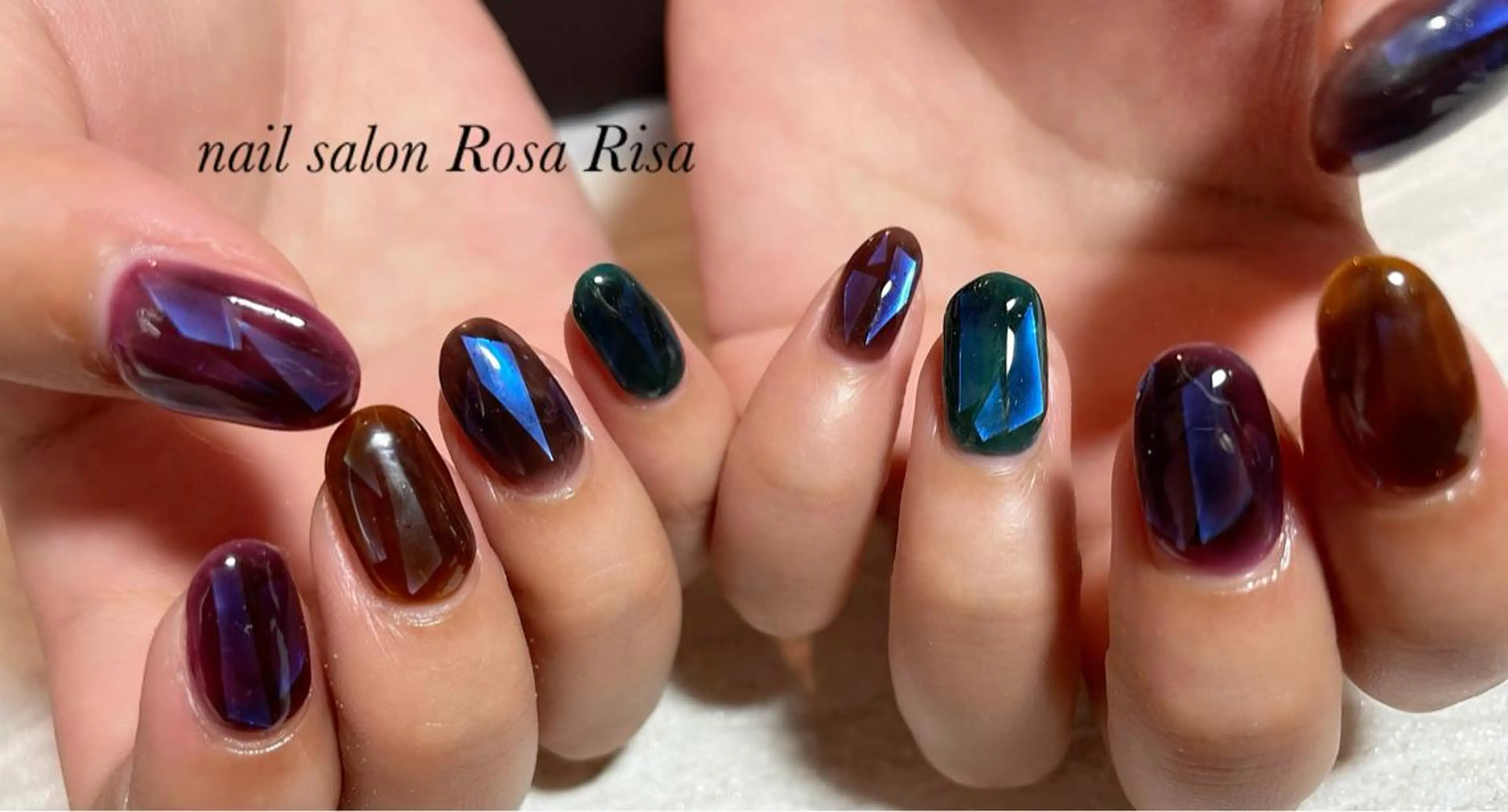 ショート ネイル ハンドネイル ネイルスタジオ シェイクユアハンズのネイルデザイン