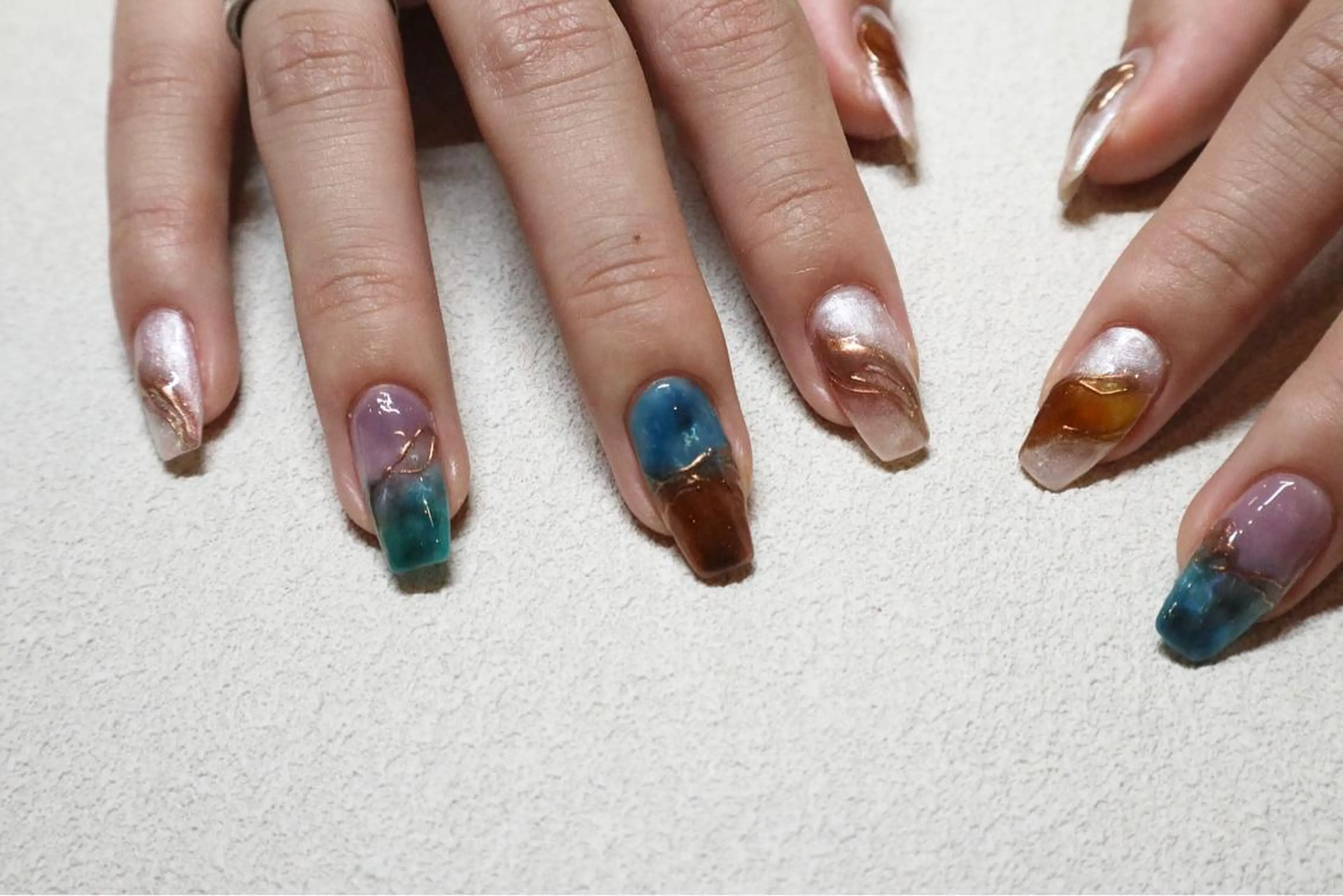 ネイル 持ち込み ハンドネイル 小河 仁美のネイルデザイン