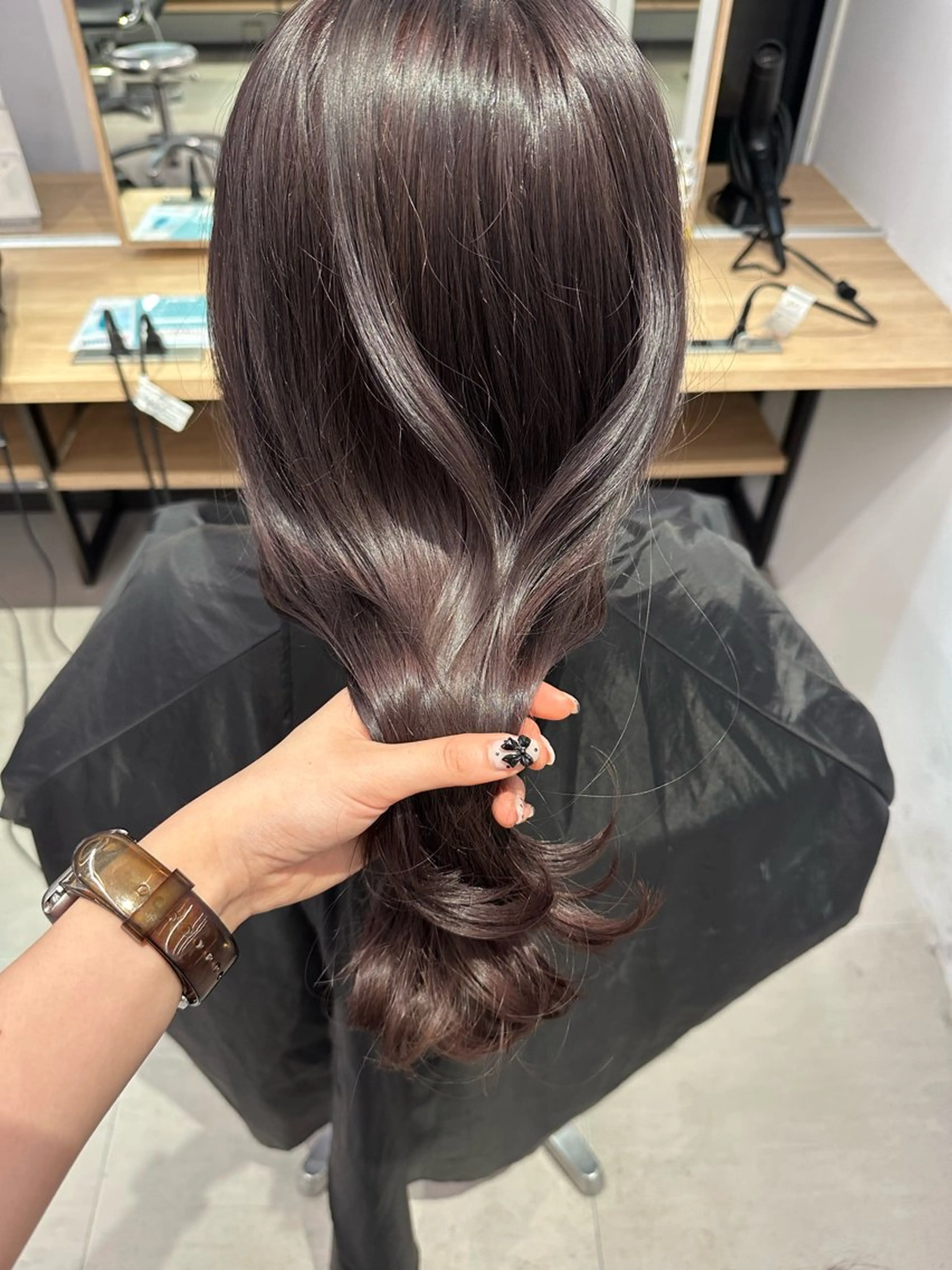 セミロング カラー ブリーチ グレージュ ハイトーンカラー ラベンダーカラー ラベンダーグレージュ カット ヘアカラー トリートメント REINA☁️透明感 カラー/ぷつっと♡のヘアスタイル