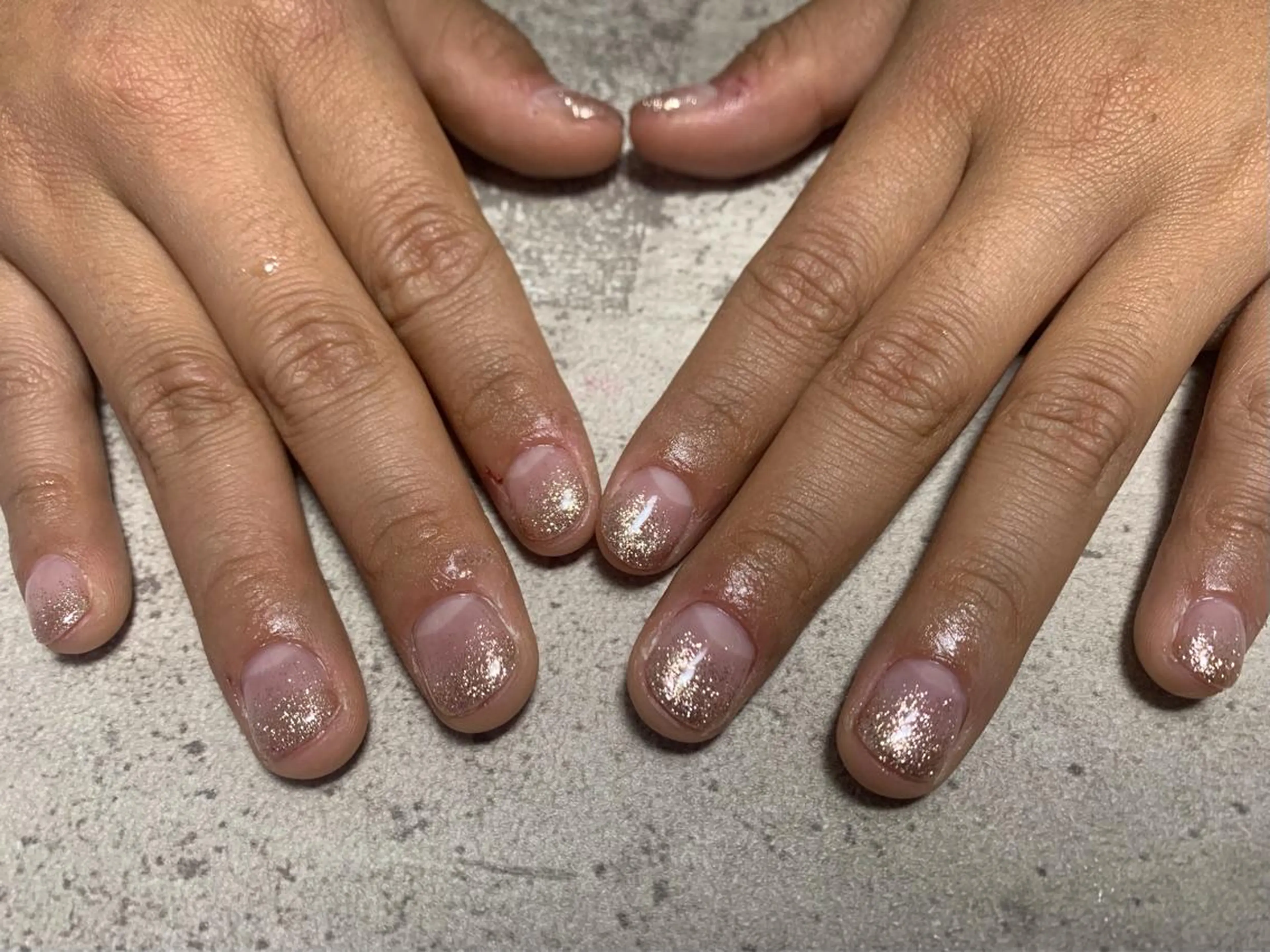 ネイル ゴールド キラキラネイル ラメ(グリッター) ラメグラデーション kikinail 溝の口のネイルデザイン