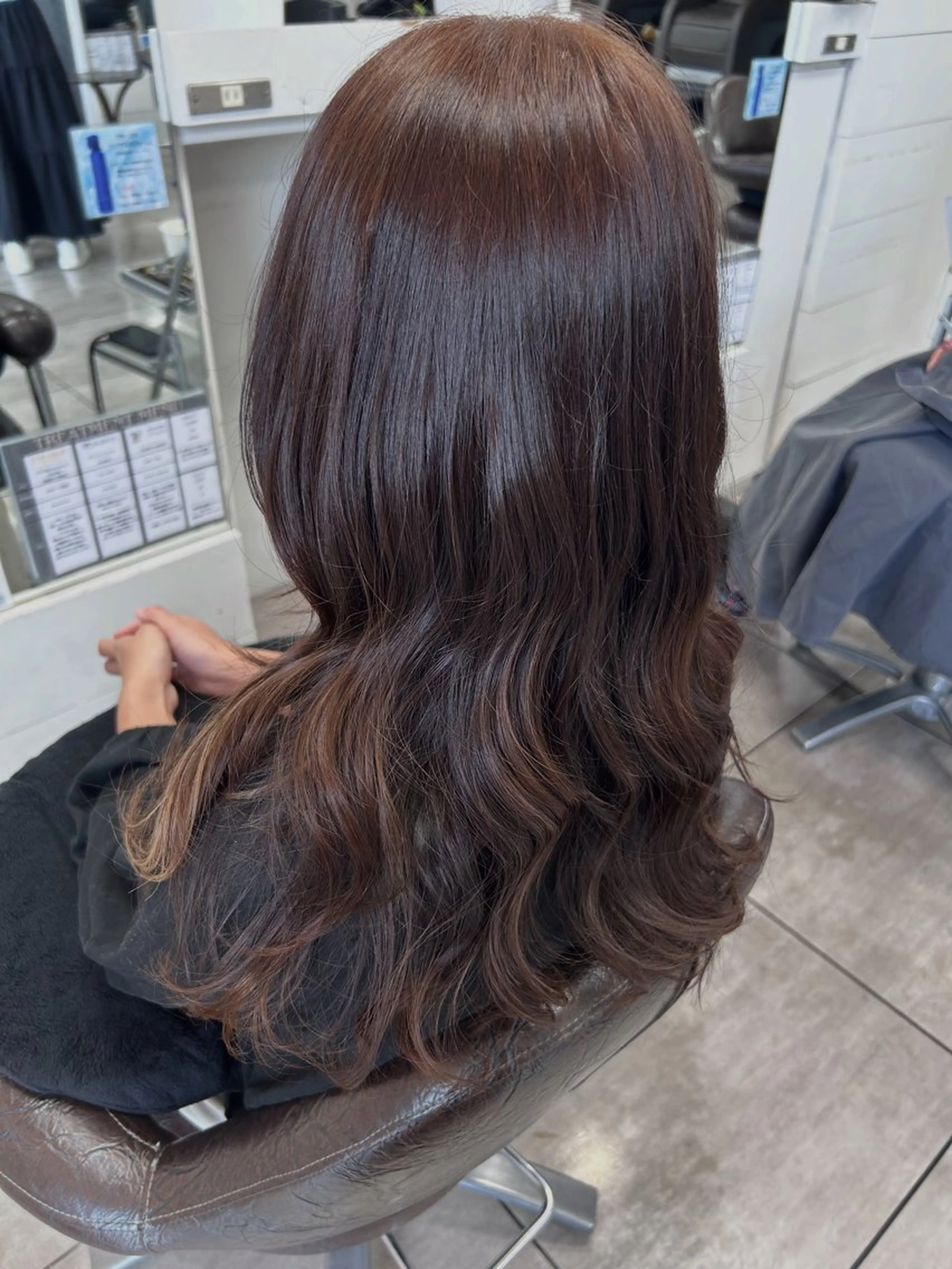 セミロング カラー ブラウンカラー 🎀艶カラー🎀 よしいあまねのヘアスタイル