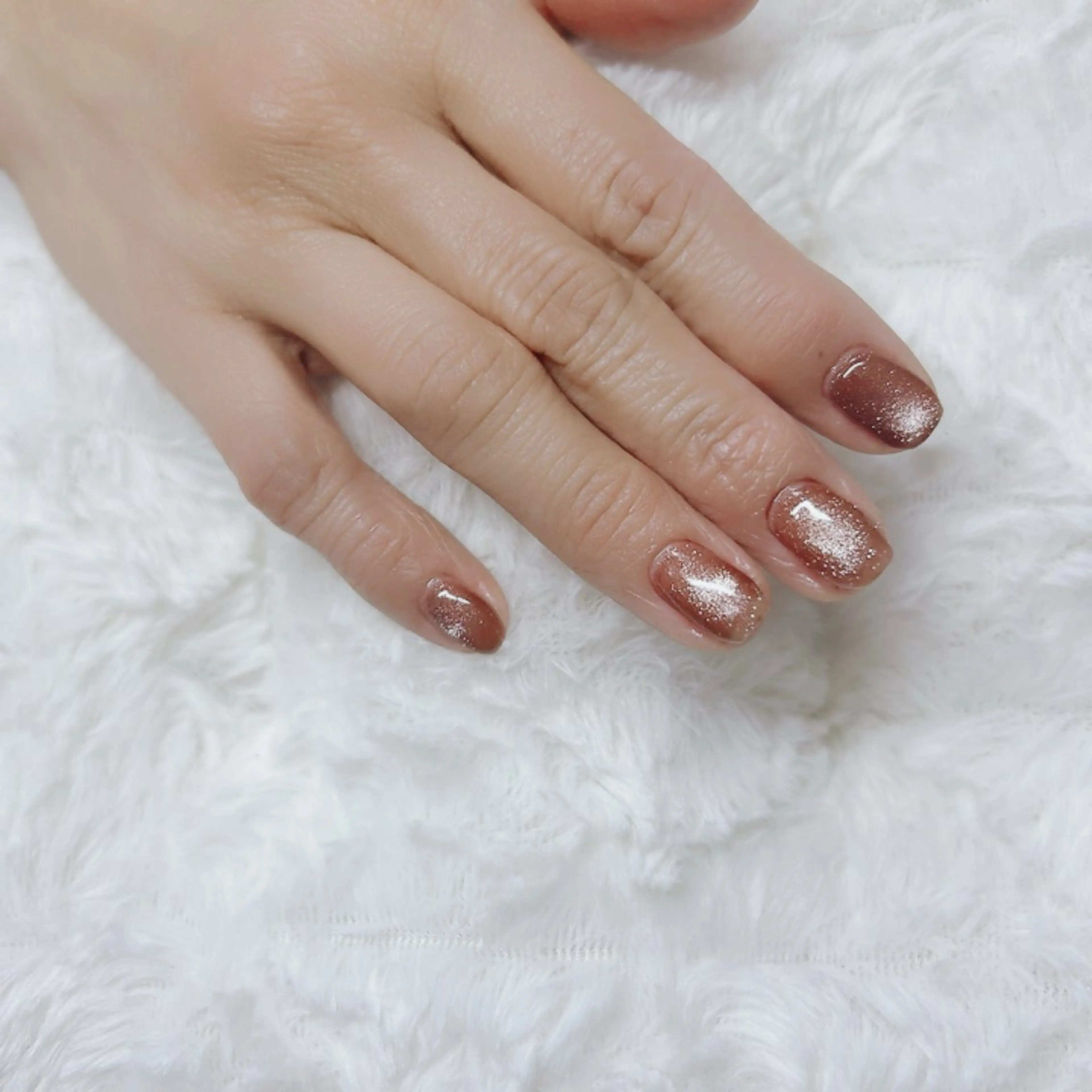 ネイル ブラウン マグネットネイル ワンカラーネイル ハンドネイル ANNE綾瀬店 eriのネイルデザイン