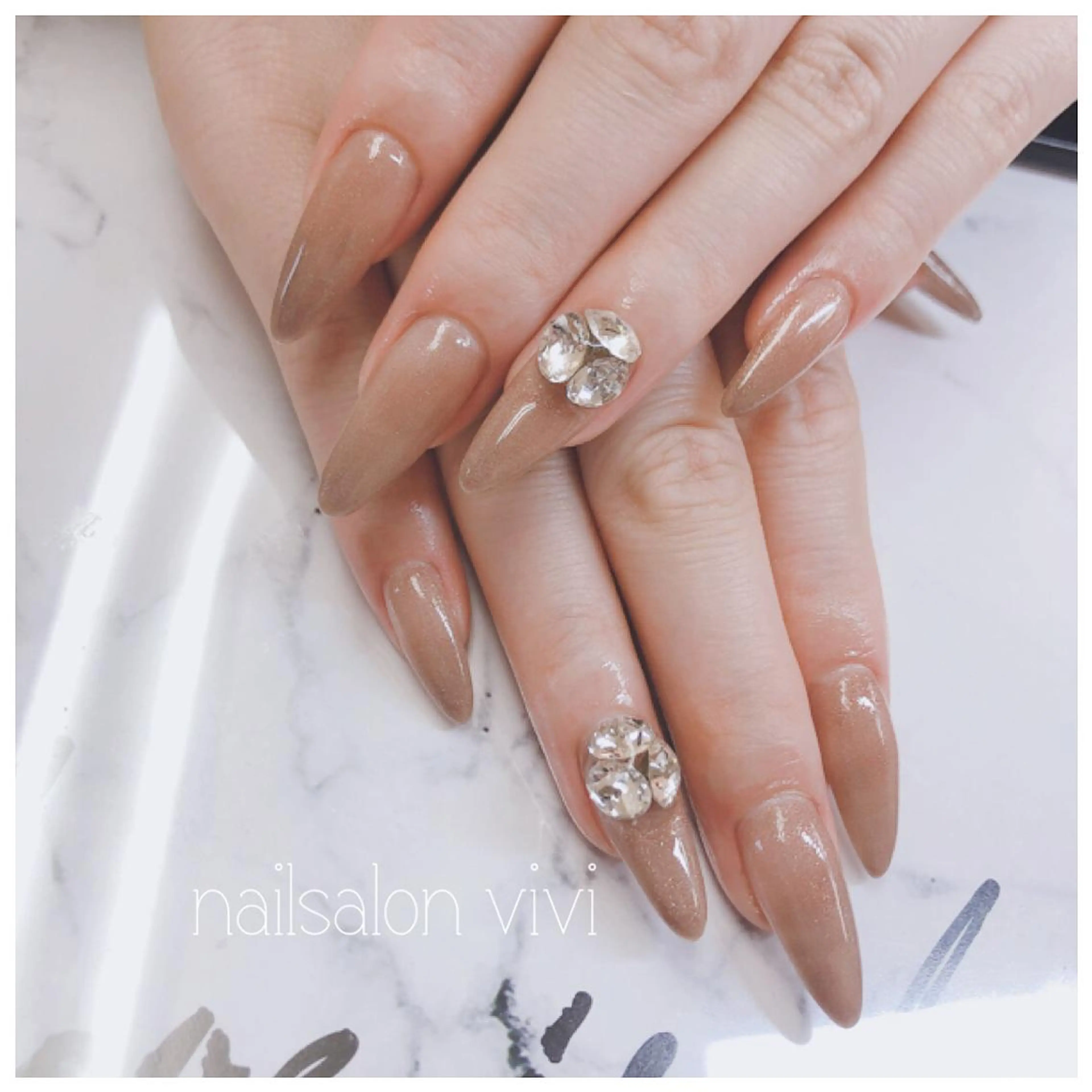 ネイル ＶＩＶＩ nailsalonのネイルデザイン