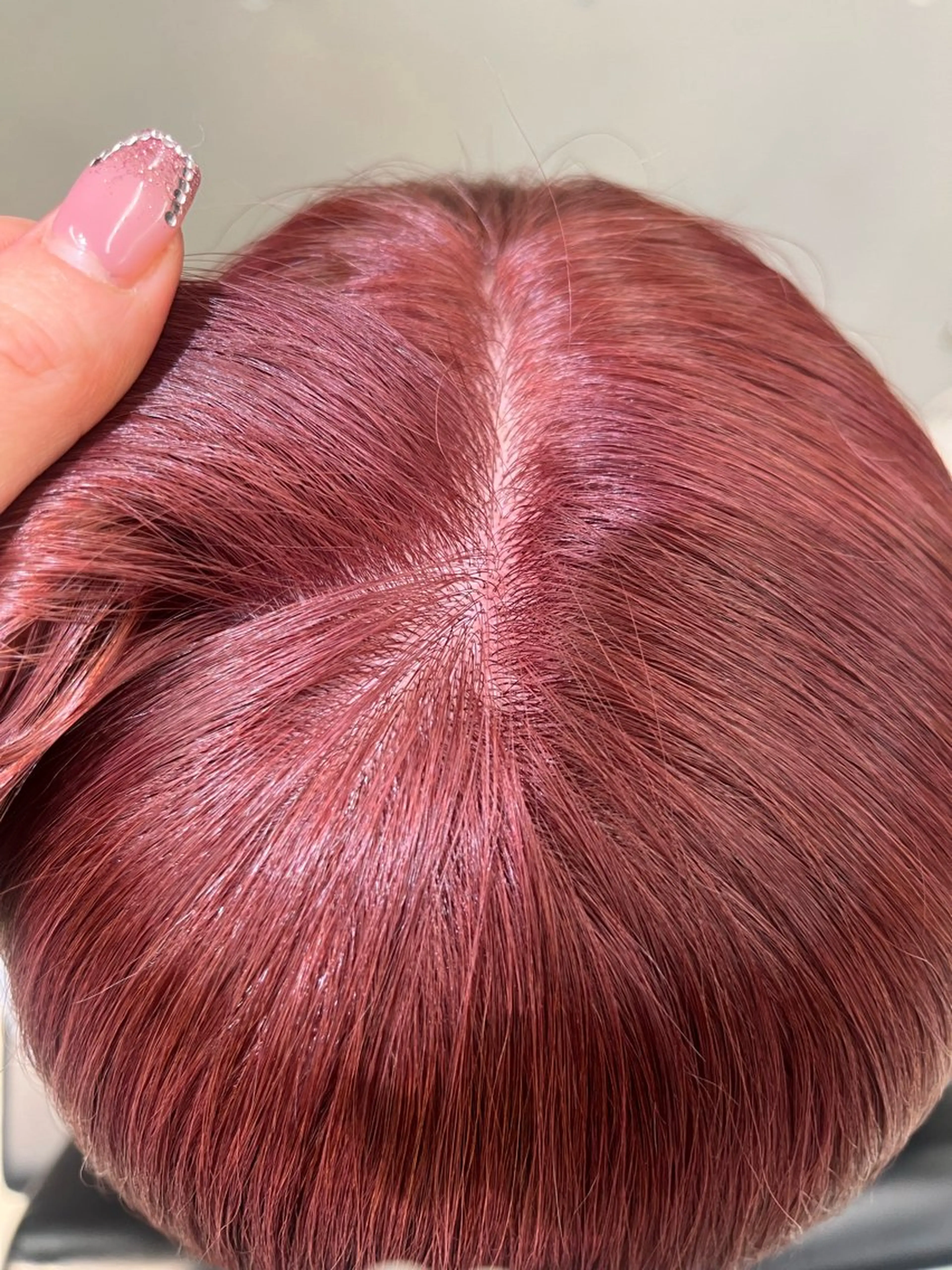 ミディアム カラー ベージュカラー ブリーチ ピンクカラー ピンクベージュ ヘアカラー トリートメント ボブ/プツッとボブ/ 暖色カラー/モエのヘアスタイル