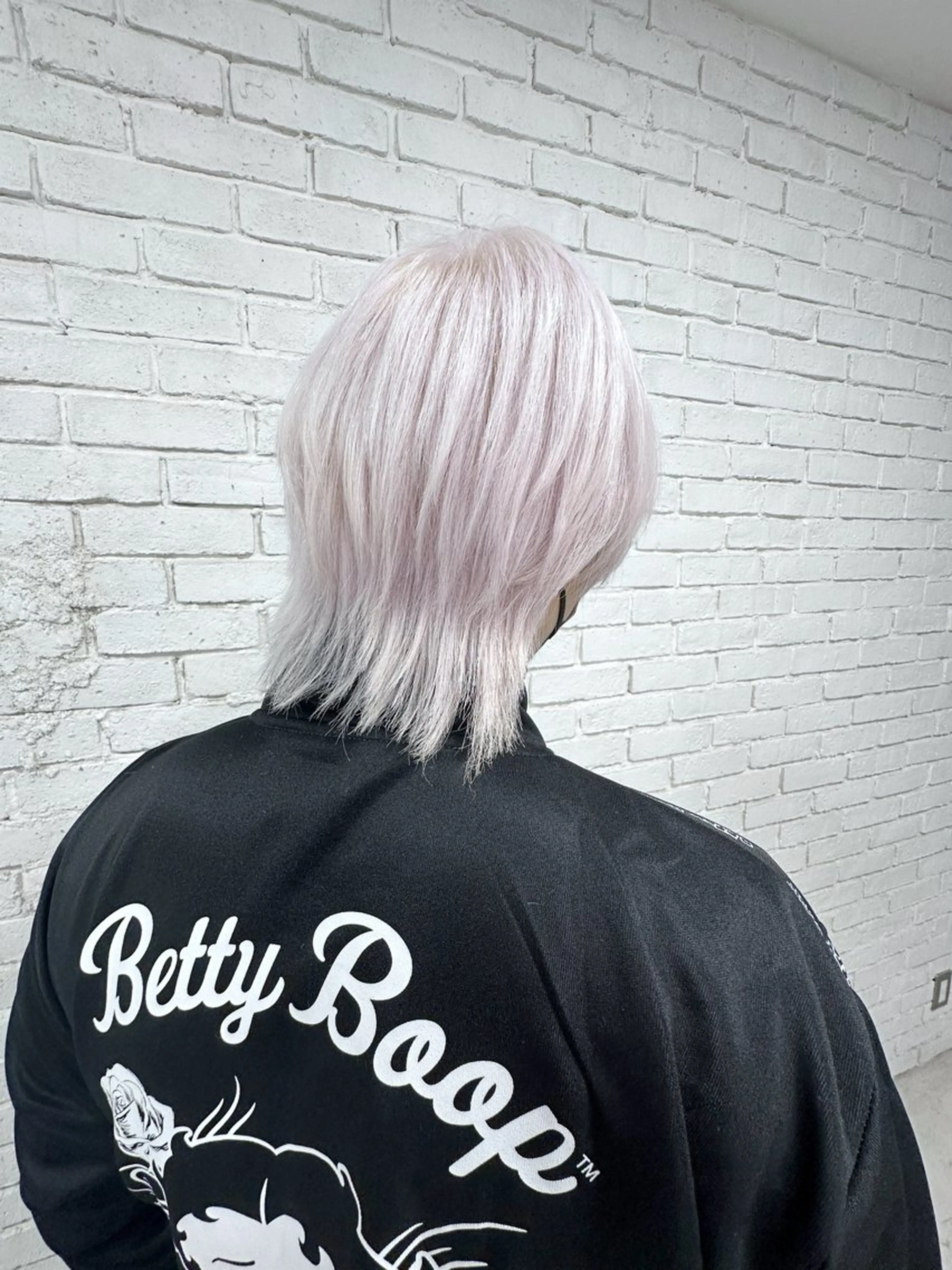 セミロング カラー ベージュカラー ブリーチ ケアブリーチ ダブルカラー ハイトーンカラー カット ヘアカラー トリートメント レイヤーブリーチ特化 ホワイト専門/岸のヘアスタイル