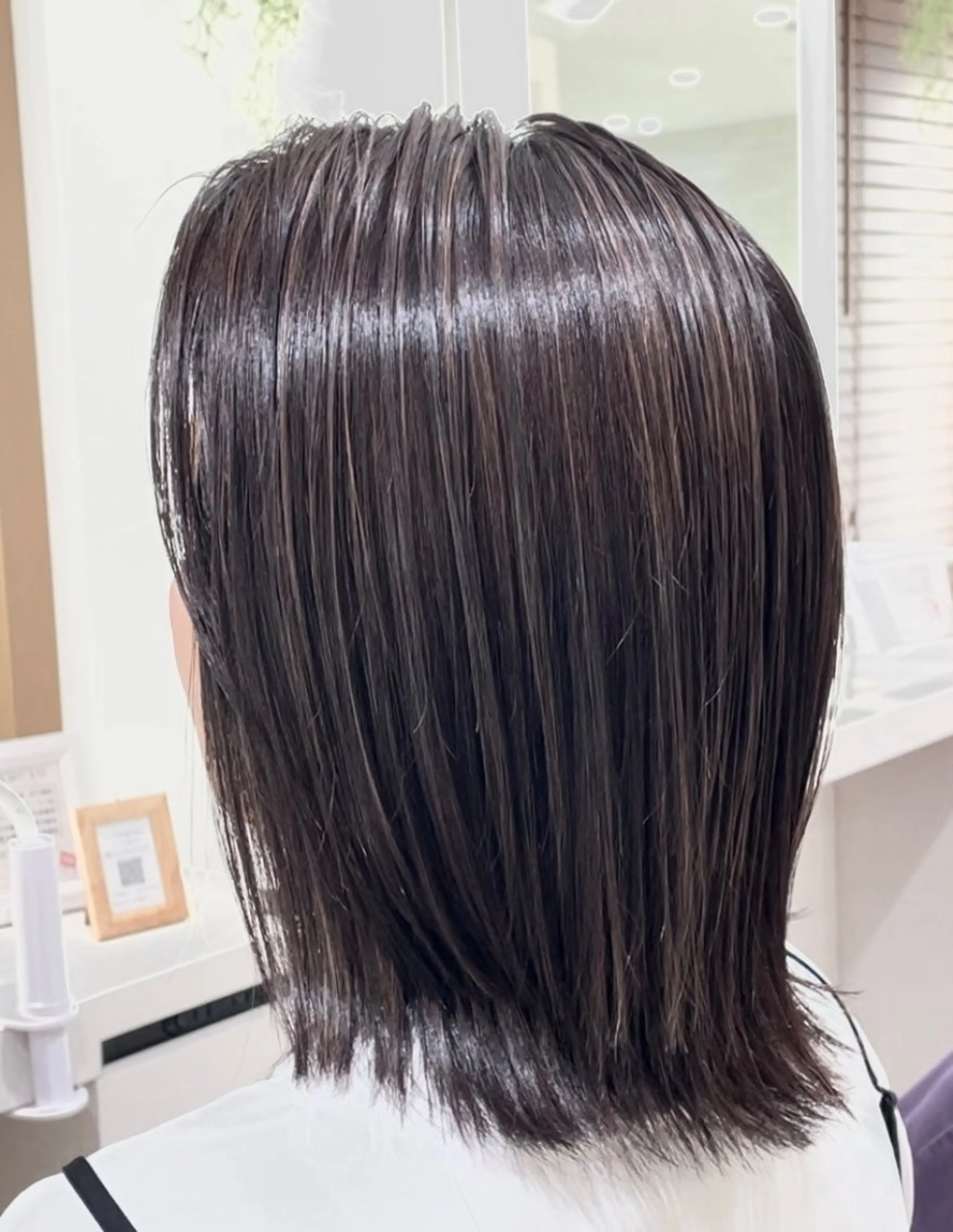 ミディアム カラー ハイライトカラー ハイライト カット ヘアカラー トリートメント 清藤 綾のヘアスタイル