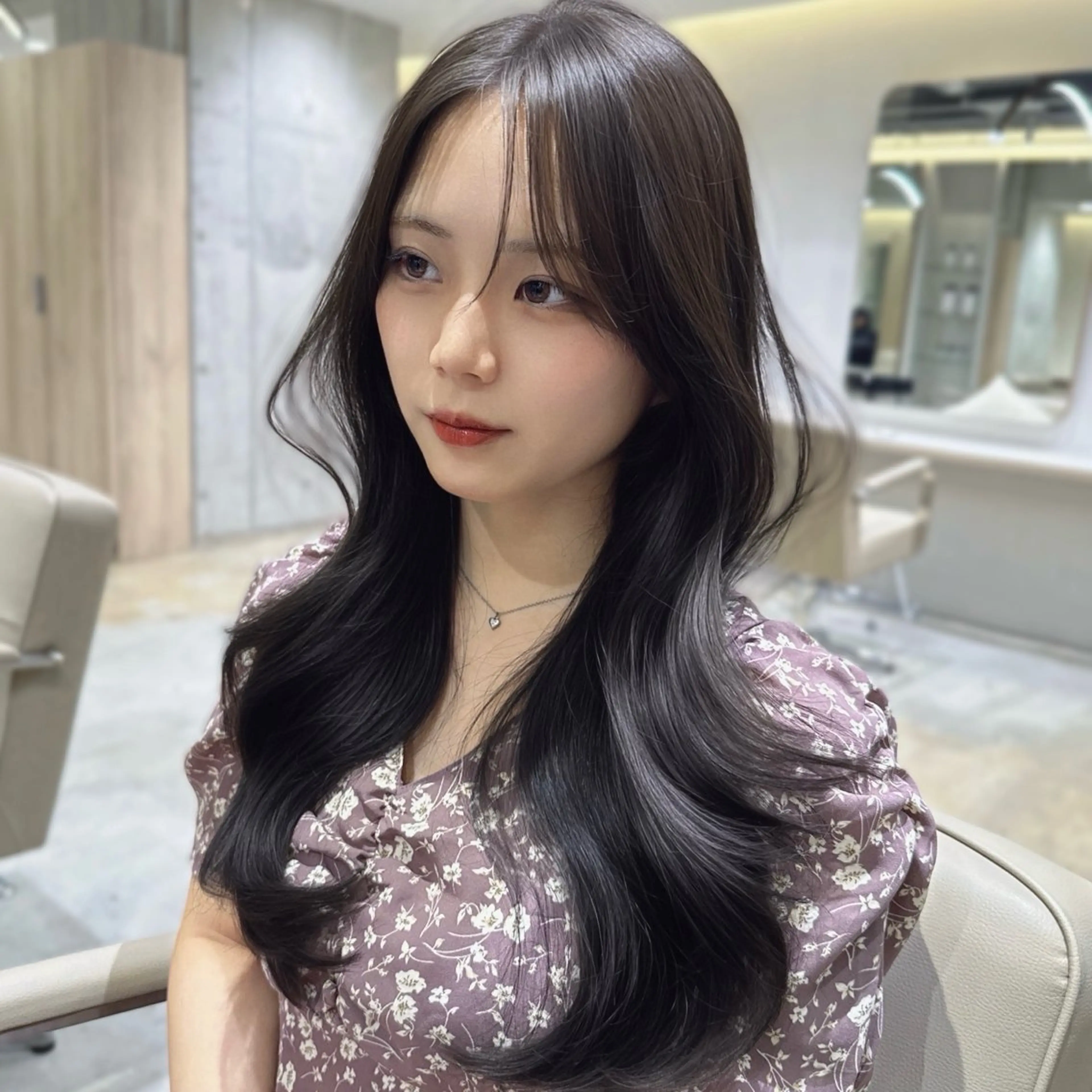 ロング 顔周りカット 韓国風ヘア レイヤーカット カット ヘアカラー トリートメント 🦋トレンドヘア🦋 竹内克弥のヘアスタイル