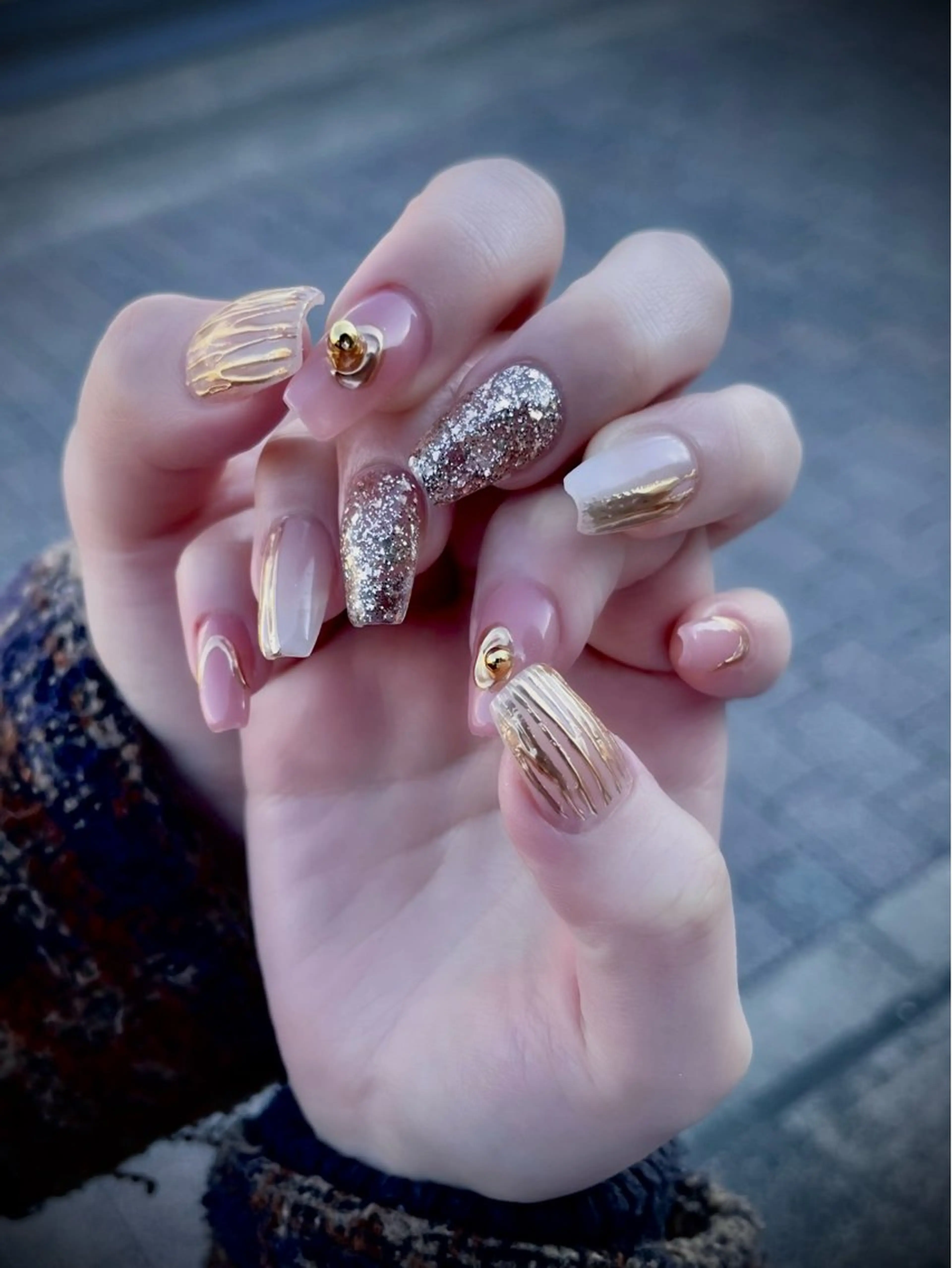 ネイル キラキラネイル マグネットネイル ワンカラーネイル スカルプネイル ワンホンネイル nine.🦋 YUKOのネイルデザイン