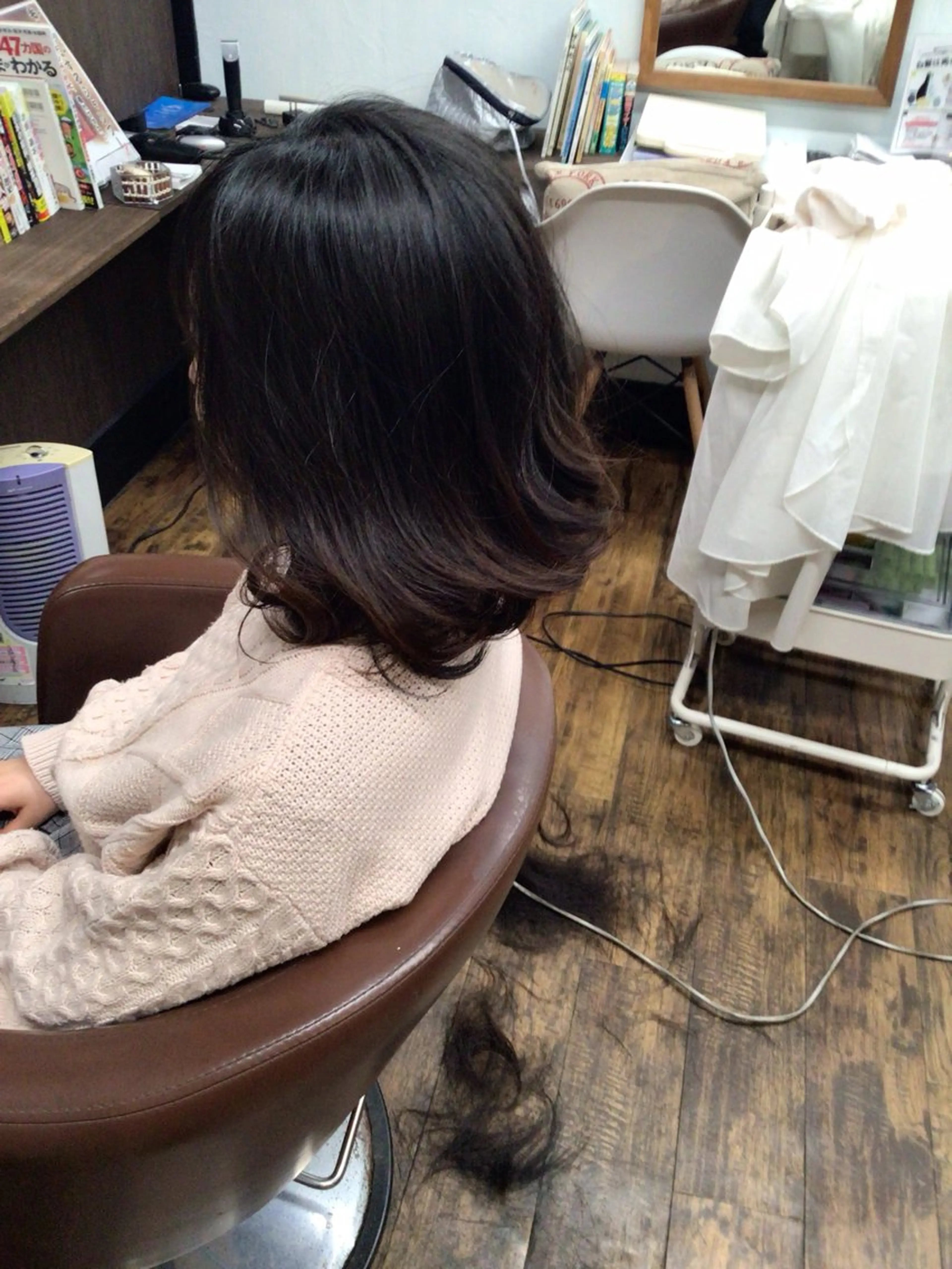 ミディアム レイヤーカット カット パーマ 香川 裕基のヘアスタイル