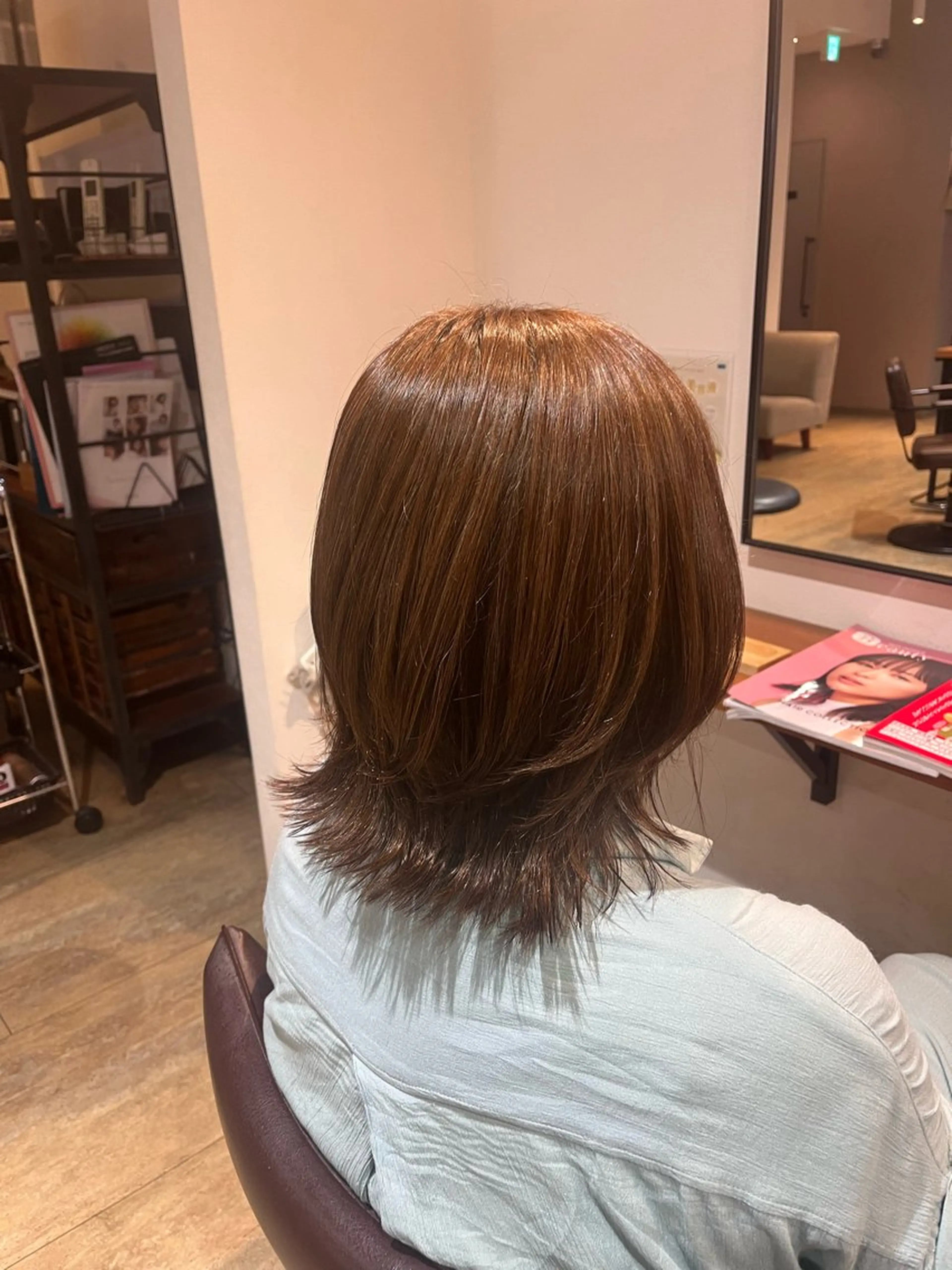 ミディアム くびれヘア ROCAReTAkyoto（ロカリタ）千本丸太町店所属・清水 月菜のヘアスタイル