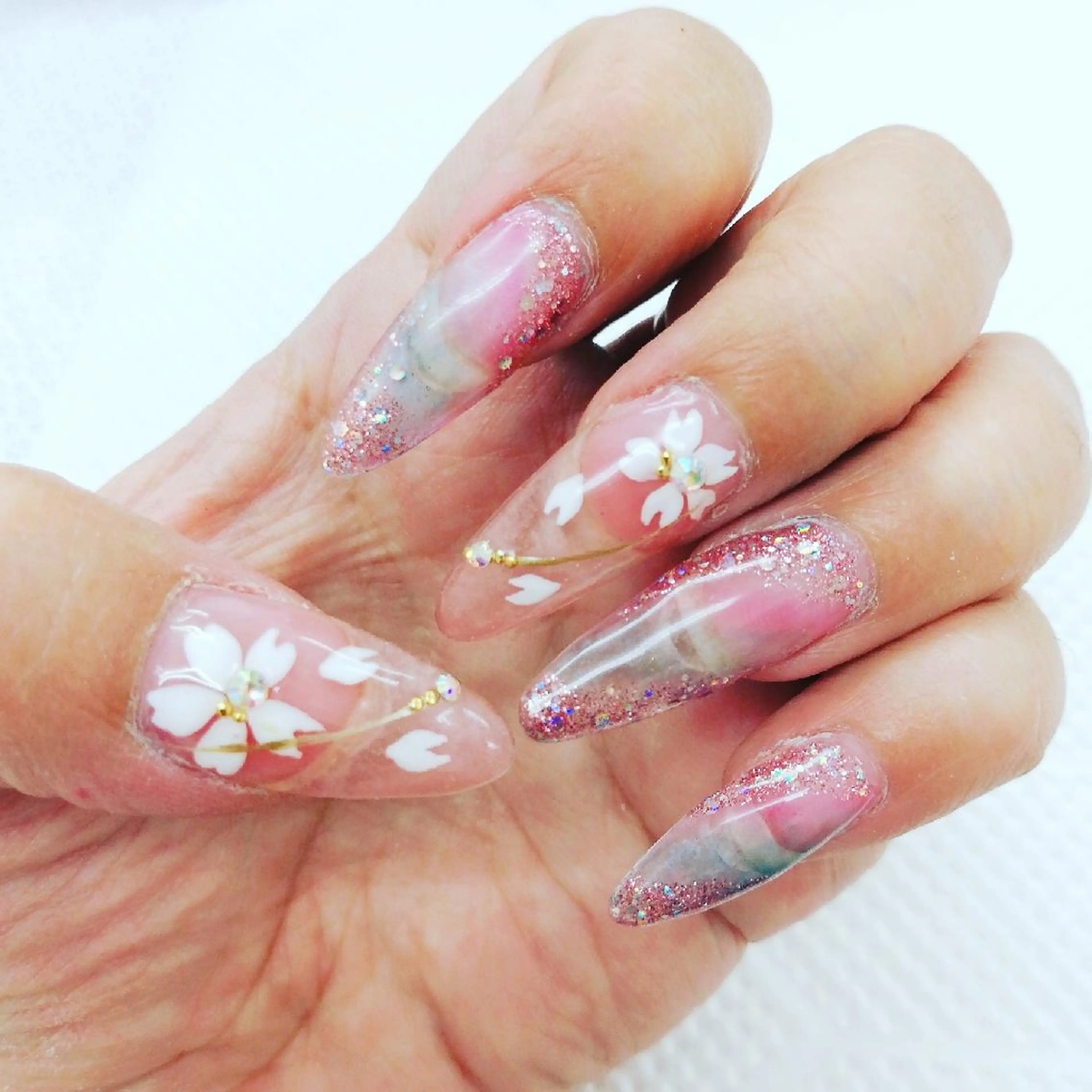 ネイル 桜ネイル 板倉 店長のネイルデザイン